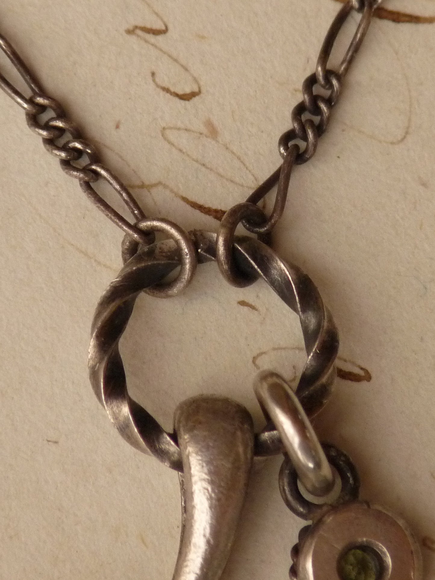 QFO012 Clover Pendant