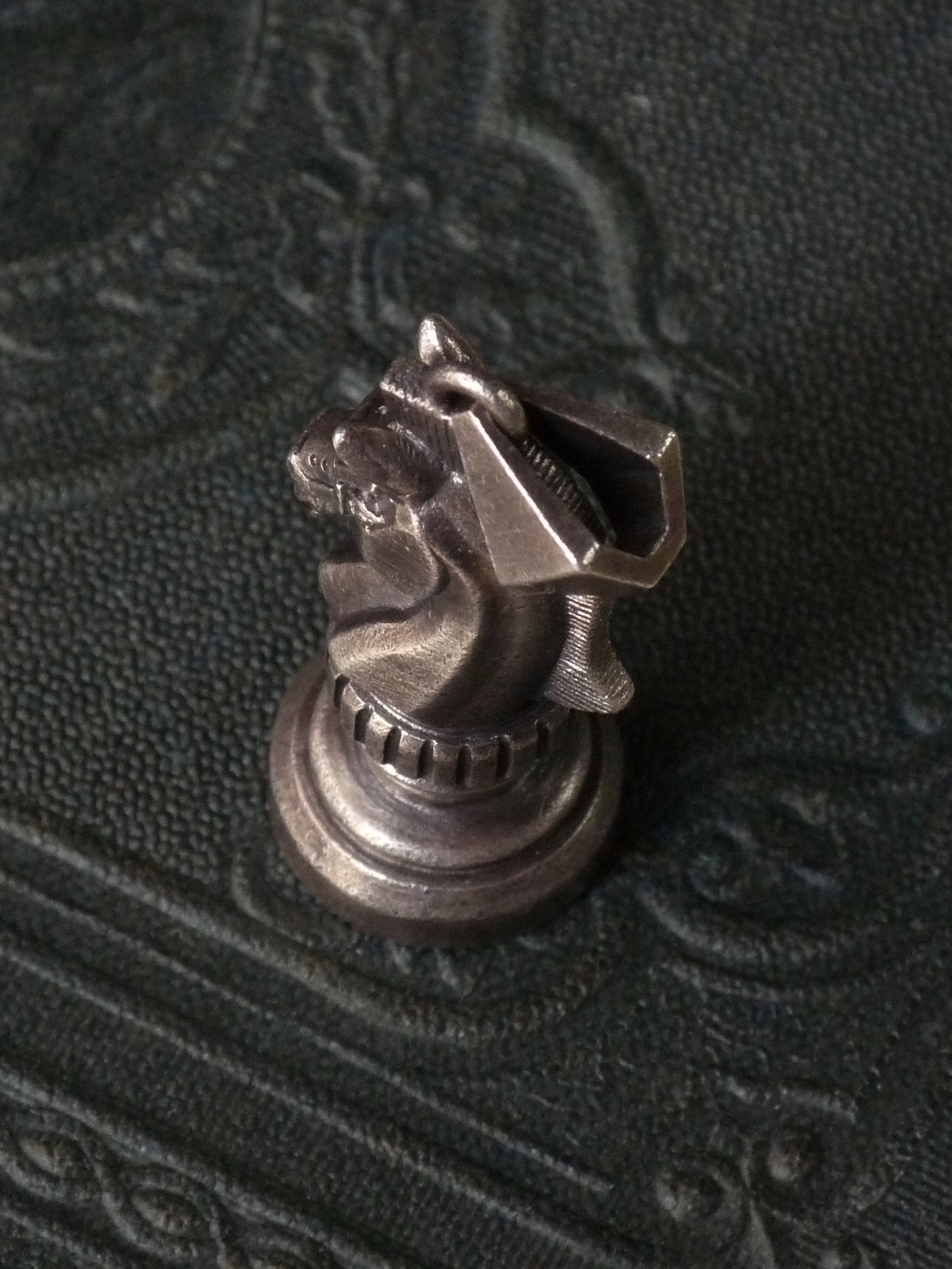 QFO052 Cavalier Pendant Order Made ver.