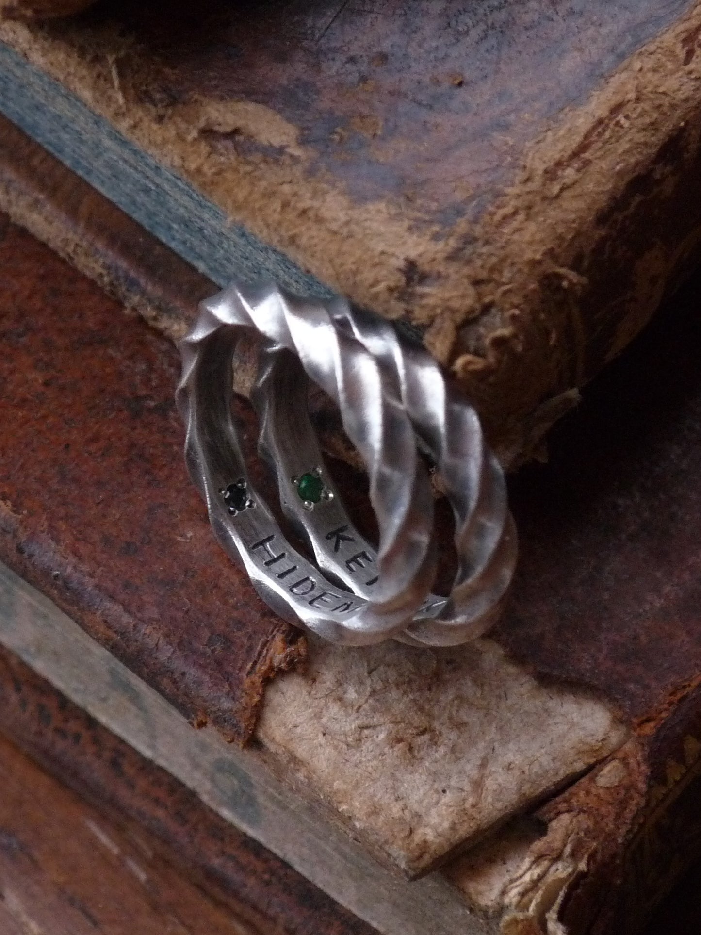 QSO156 Twist Ring Custom