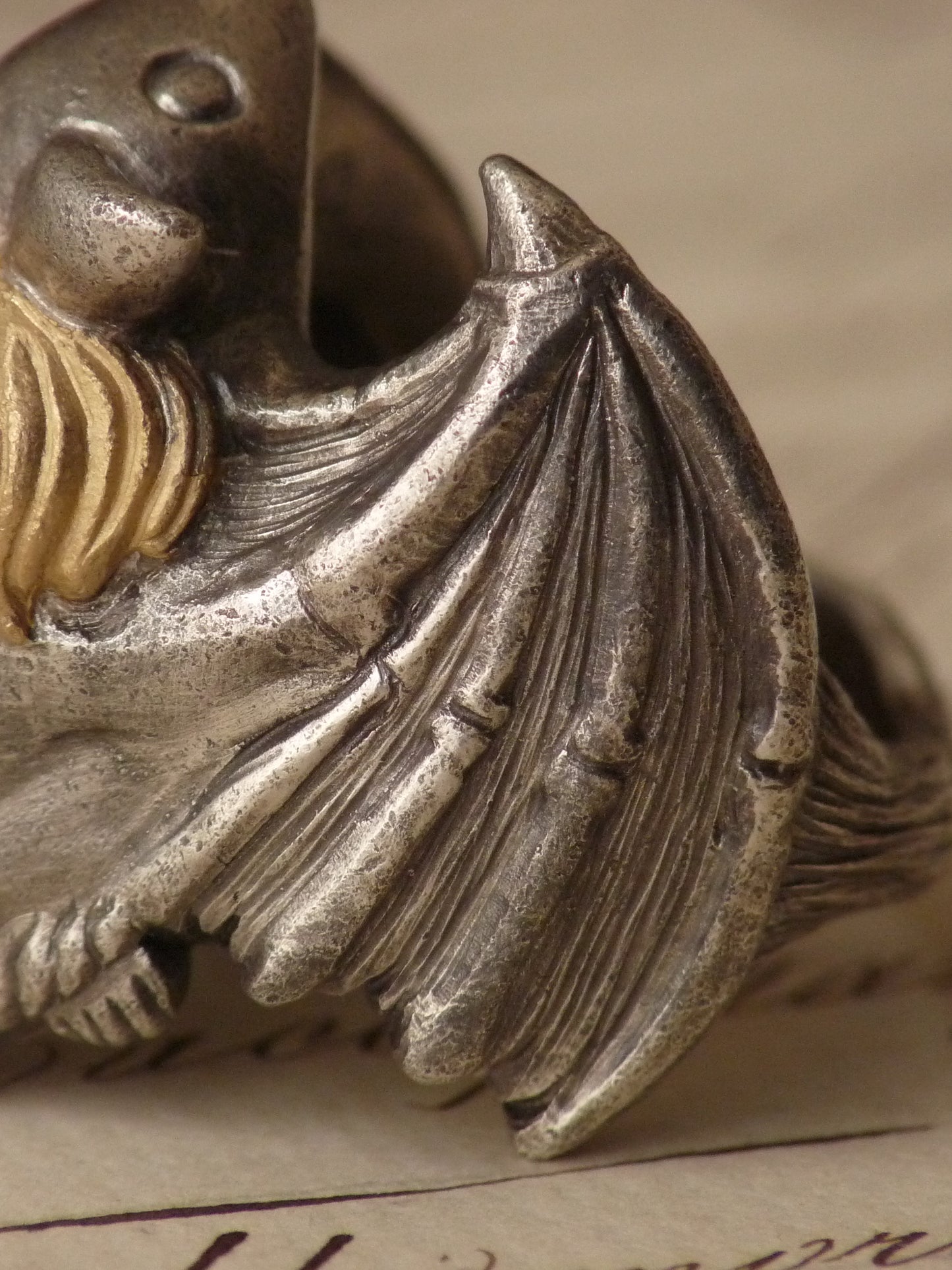QFO005 Bat Ring