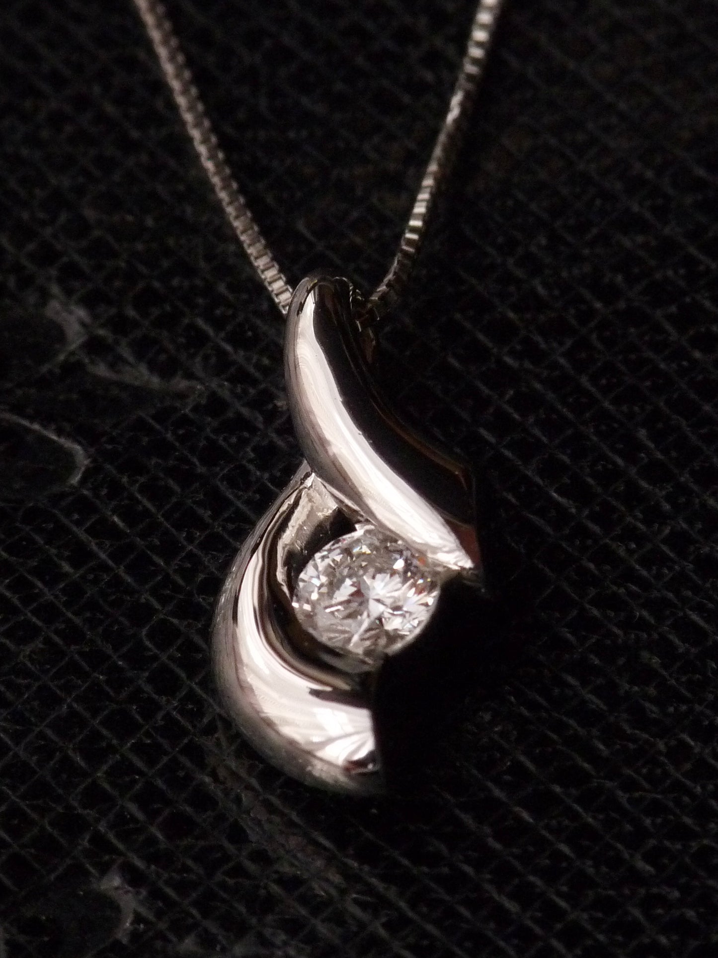 QFO054 Platinum Necklace