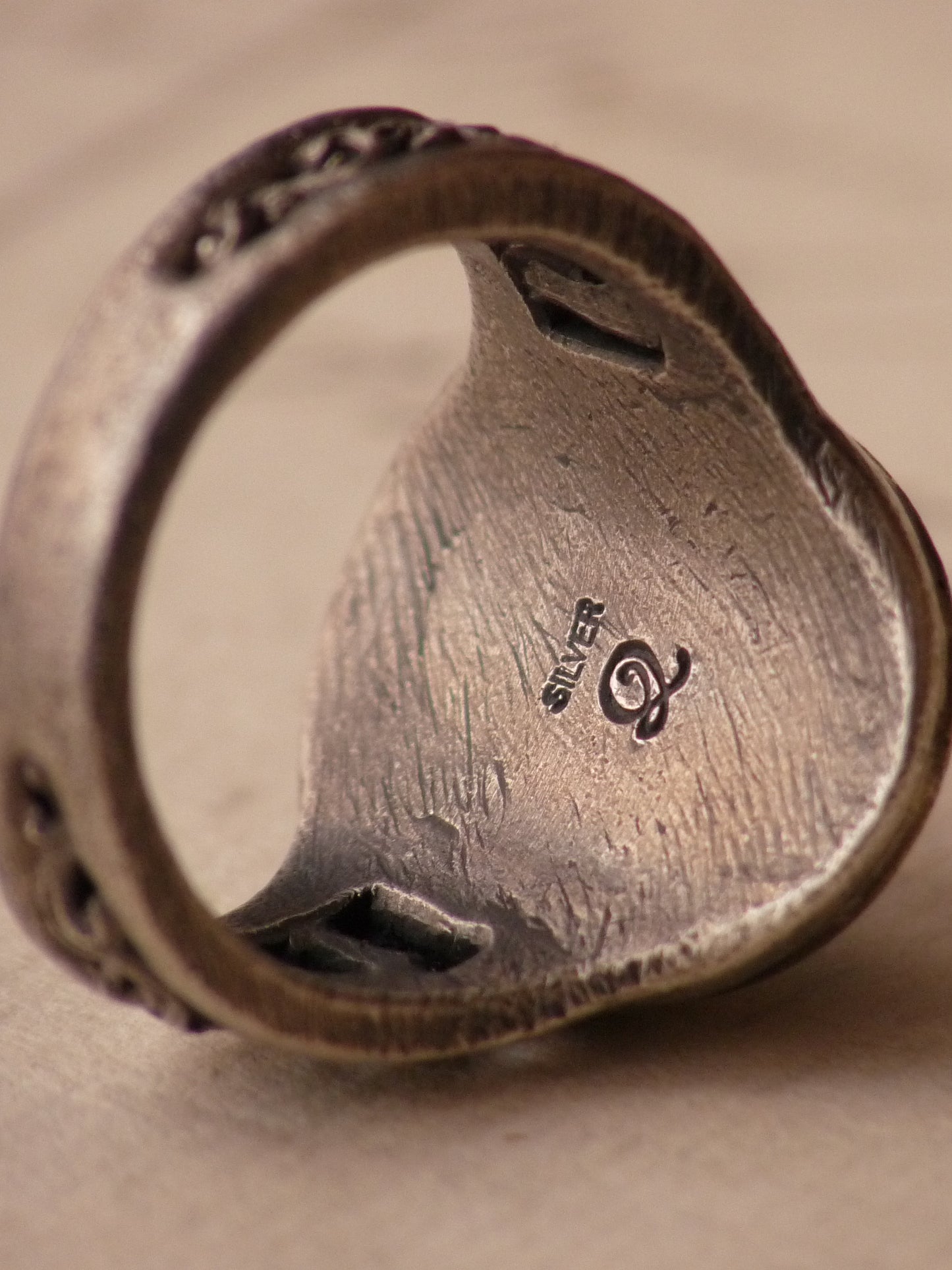 QSO091 Maria Oval Ring Custom