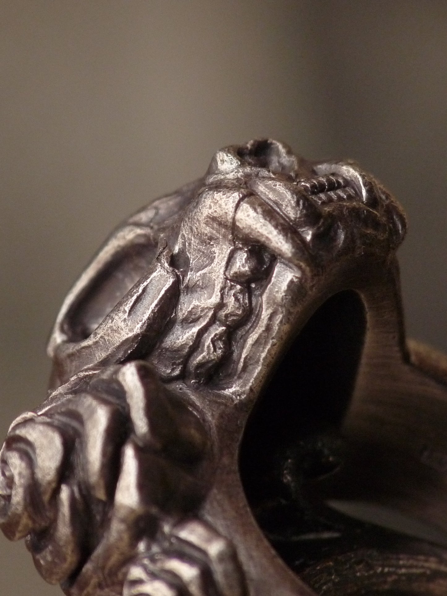 QFO009 Cat Skull Ring