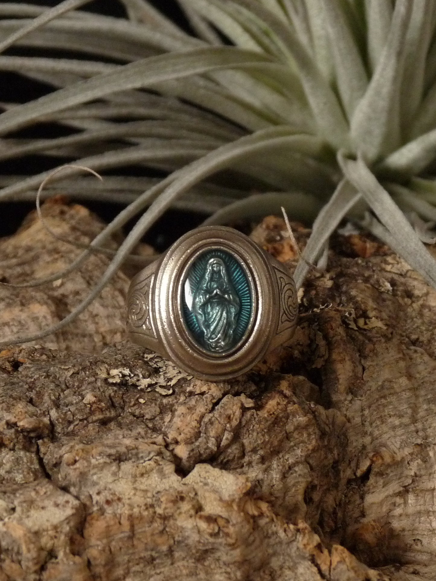 QSO092 Maria Oval Ring Custom 2