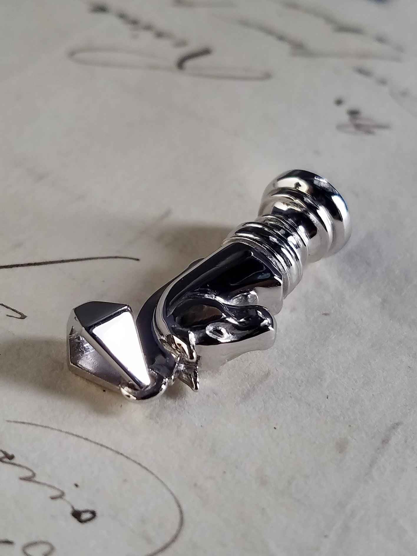 QSO135 Small Cavalier Pendant Pt900 Custom