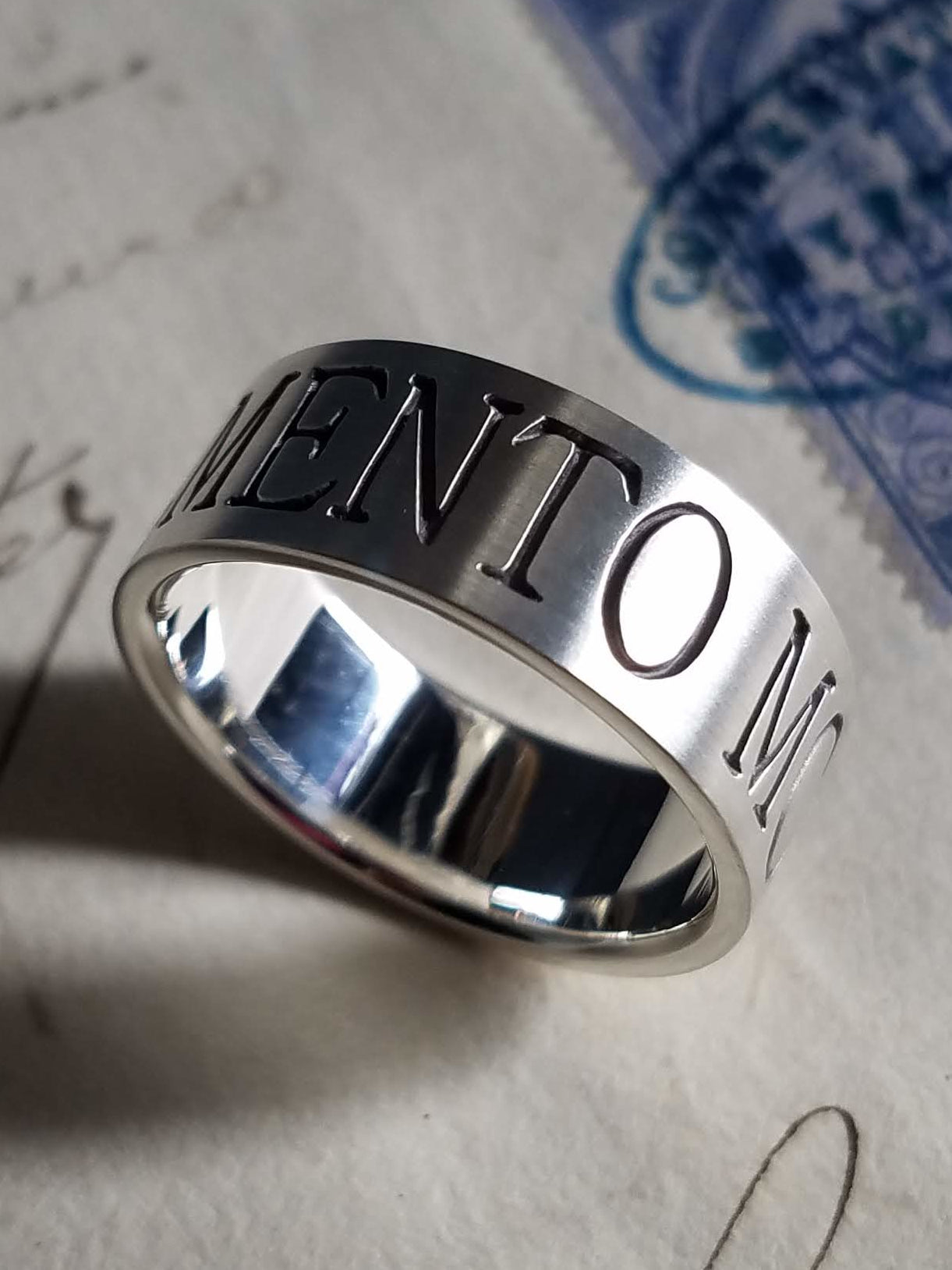 QSO093 Memento Mori Ring Hairline Custom