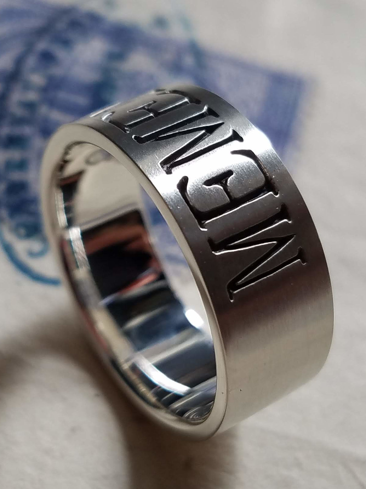 QSO093 Memento Mori Ring Hairline Custom