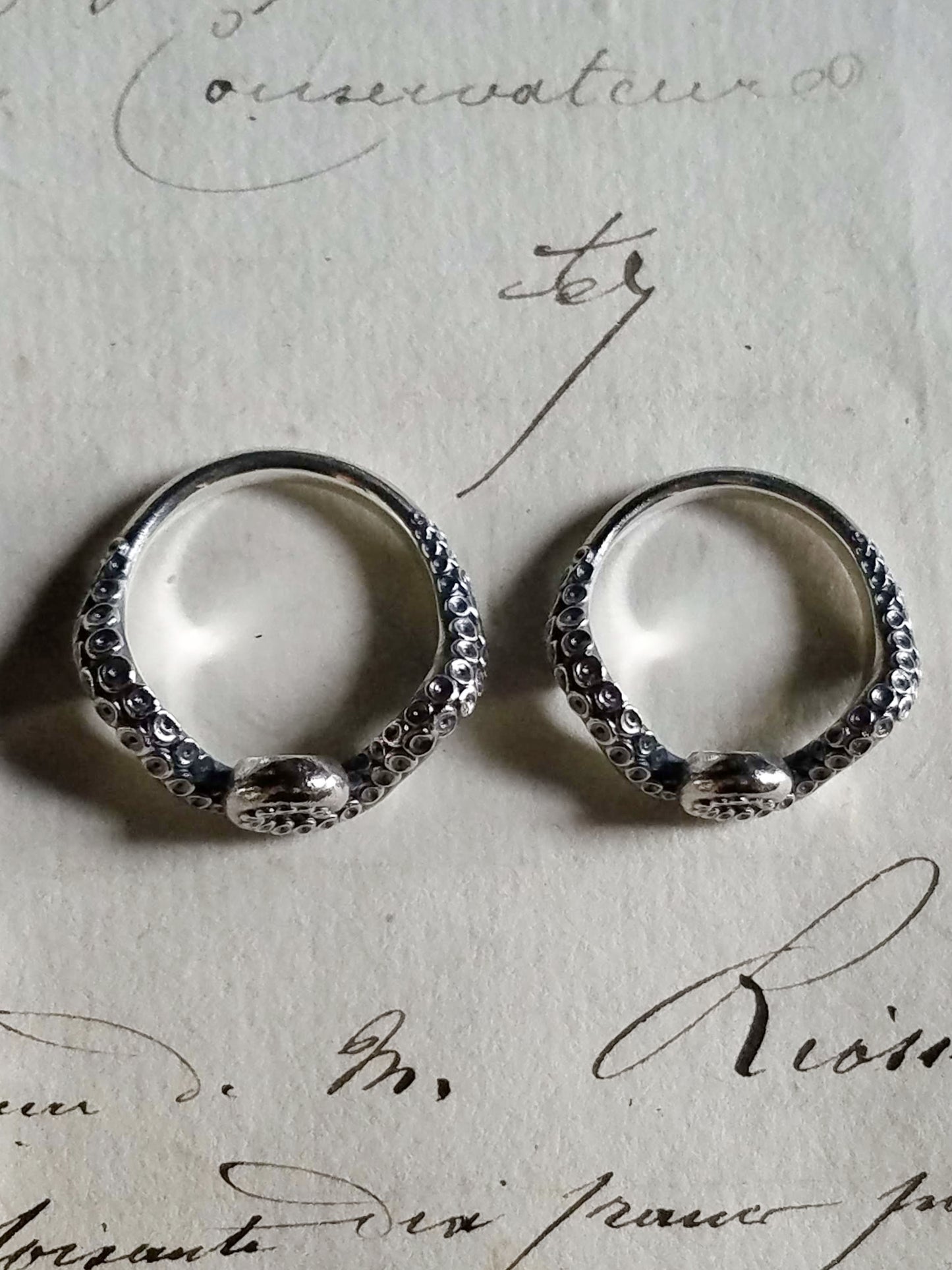 QFO050 Octopus Ring