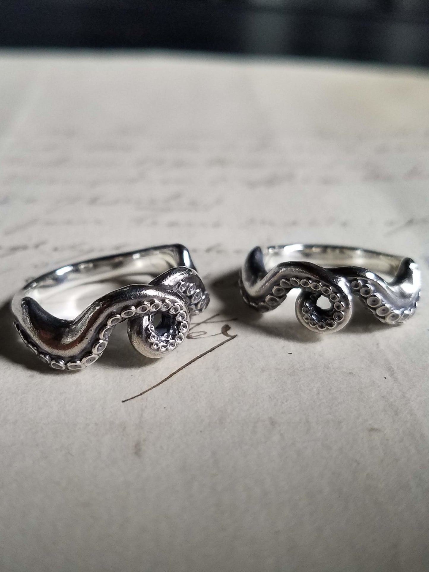 QFO050 Octopus Ring