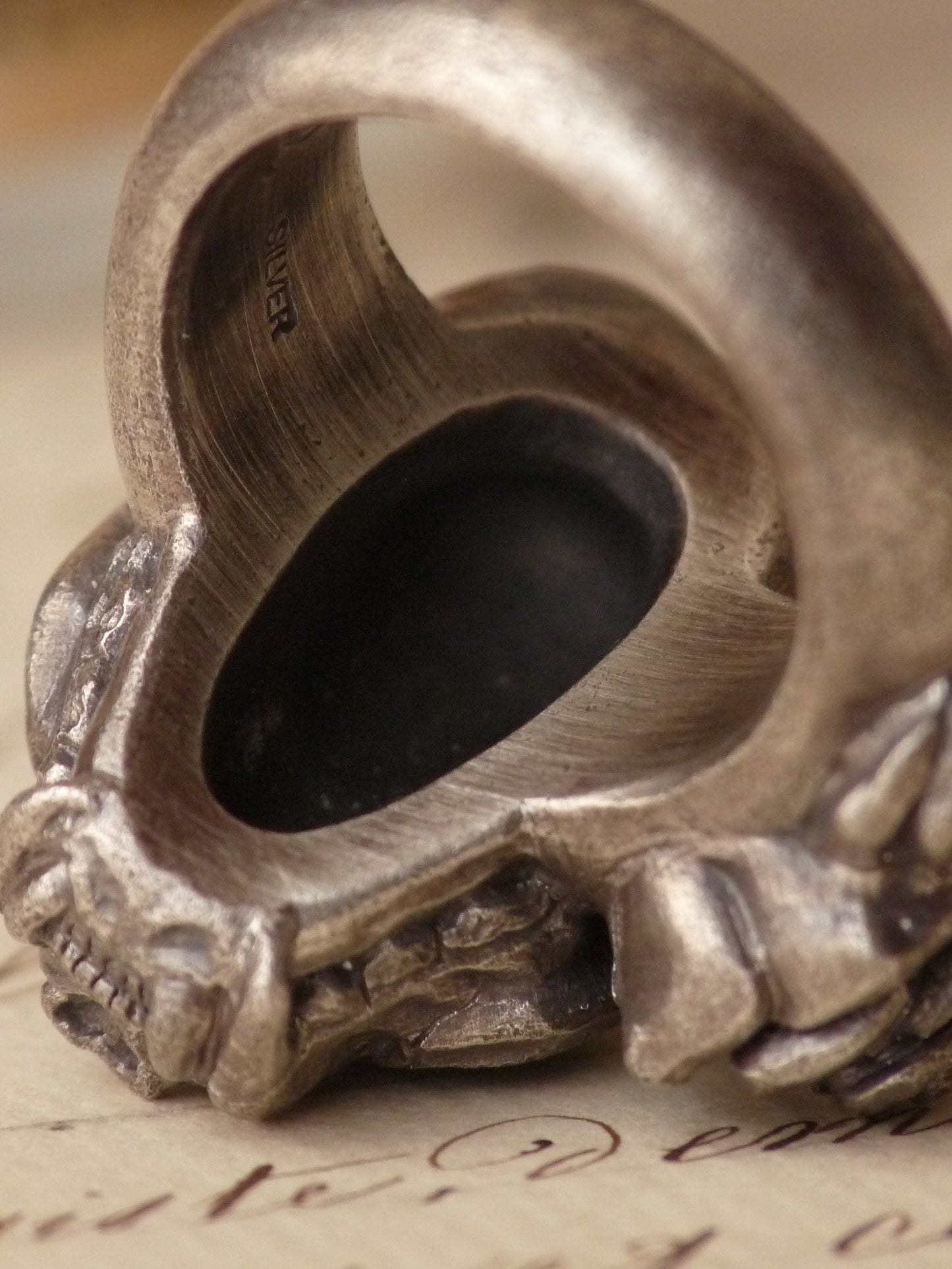 QFO009 Cat Skull Ring