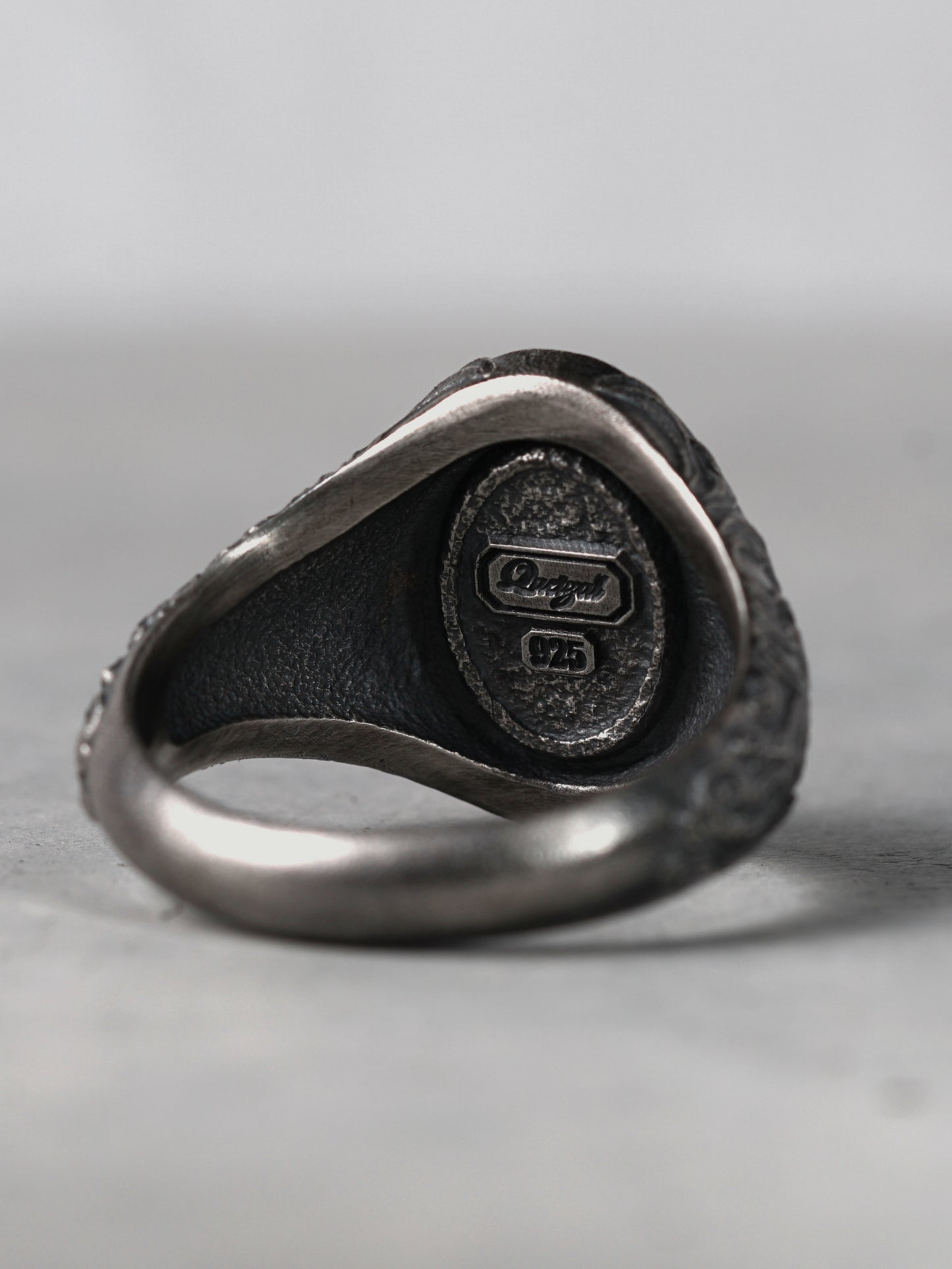 QR36SA Scroll Signet Ring 'Oval' S Antique ver.