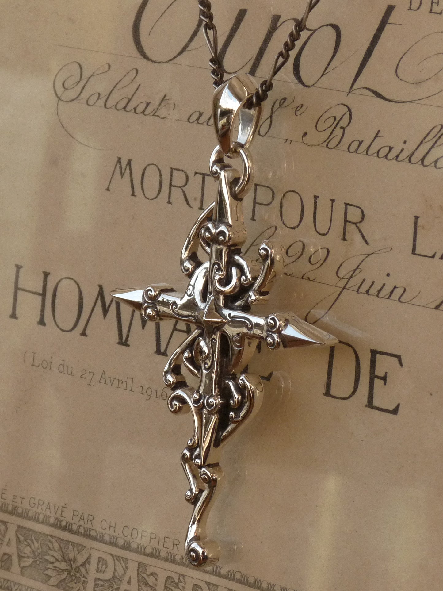 QFO059 Scroll Cross Pendant
