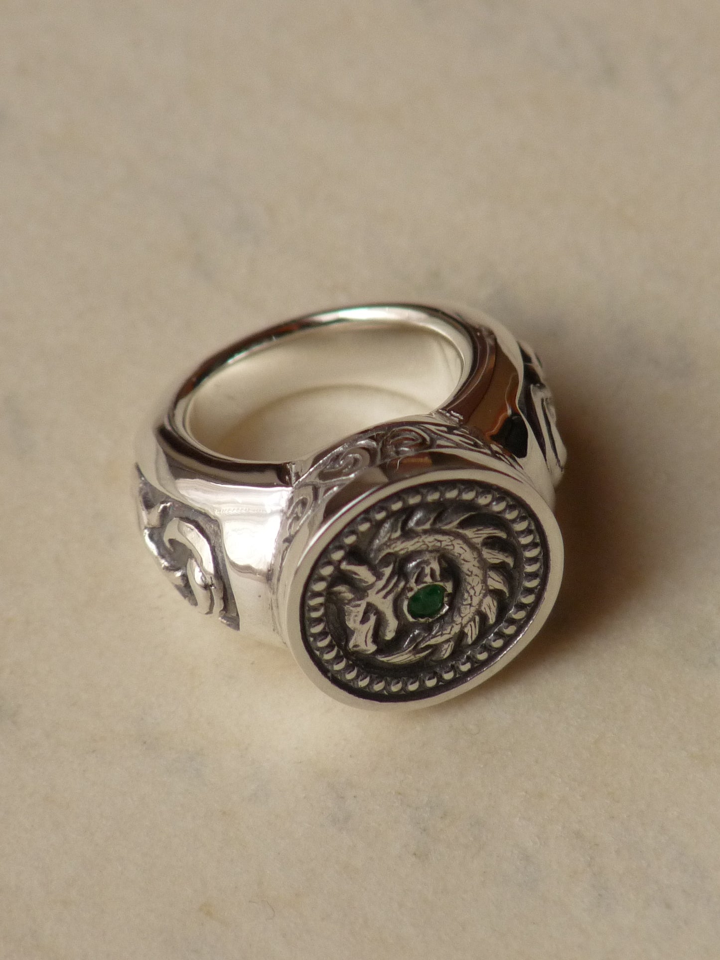 QFO020 Dragon Baby Ring