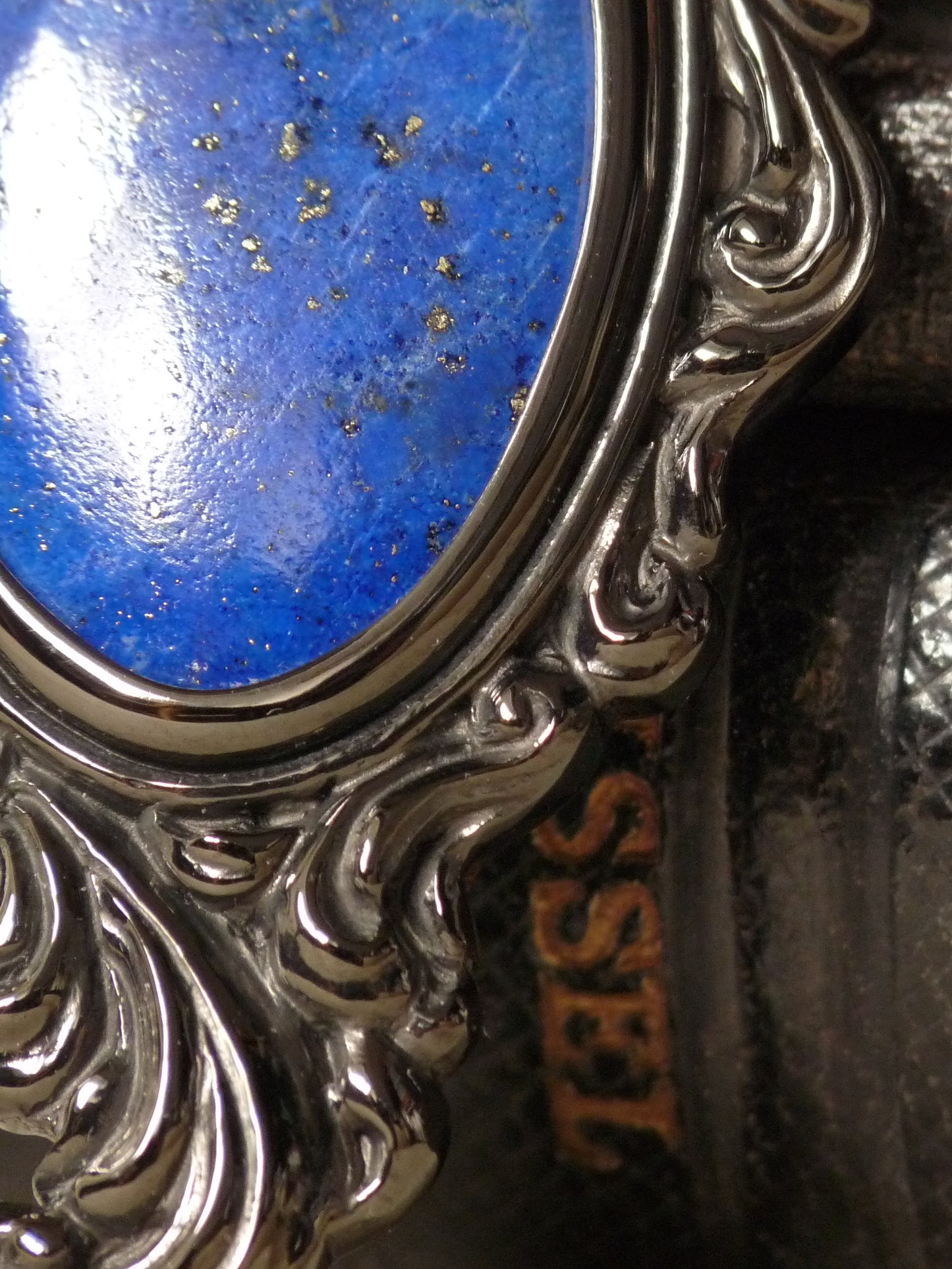 QFO044 Lapislazuli Pendant