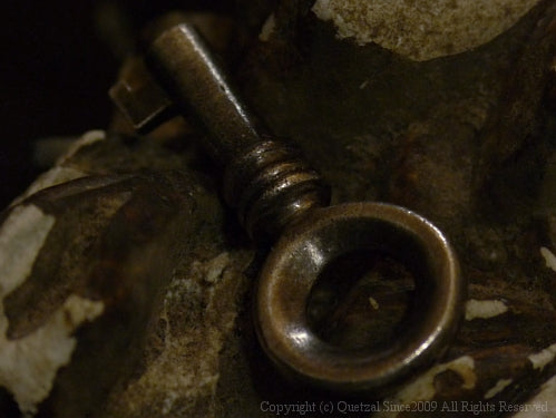 QN08 Brocante Key Necklace G
