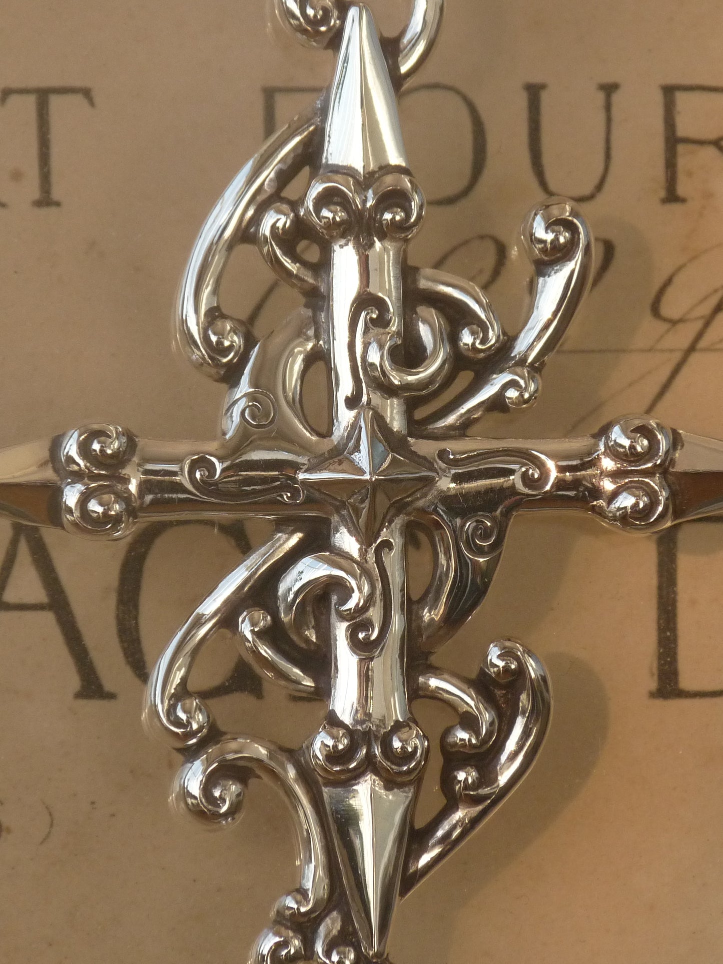 QFO059 Scroll Cross Pendant