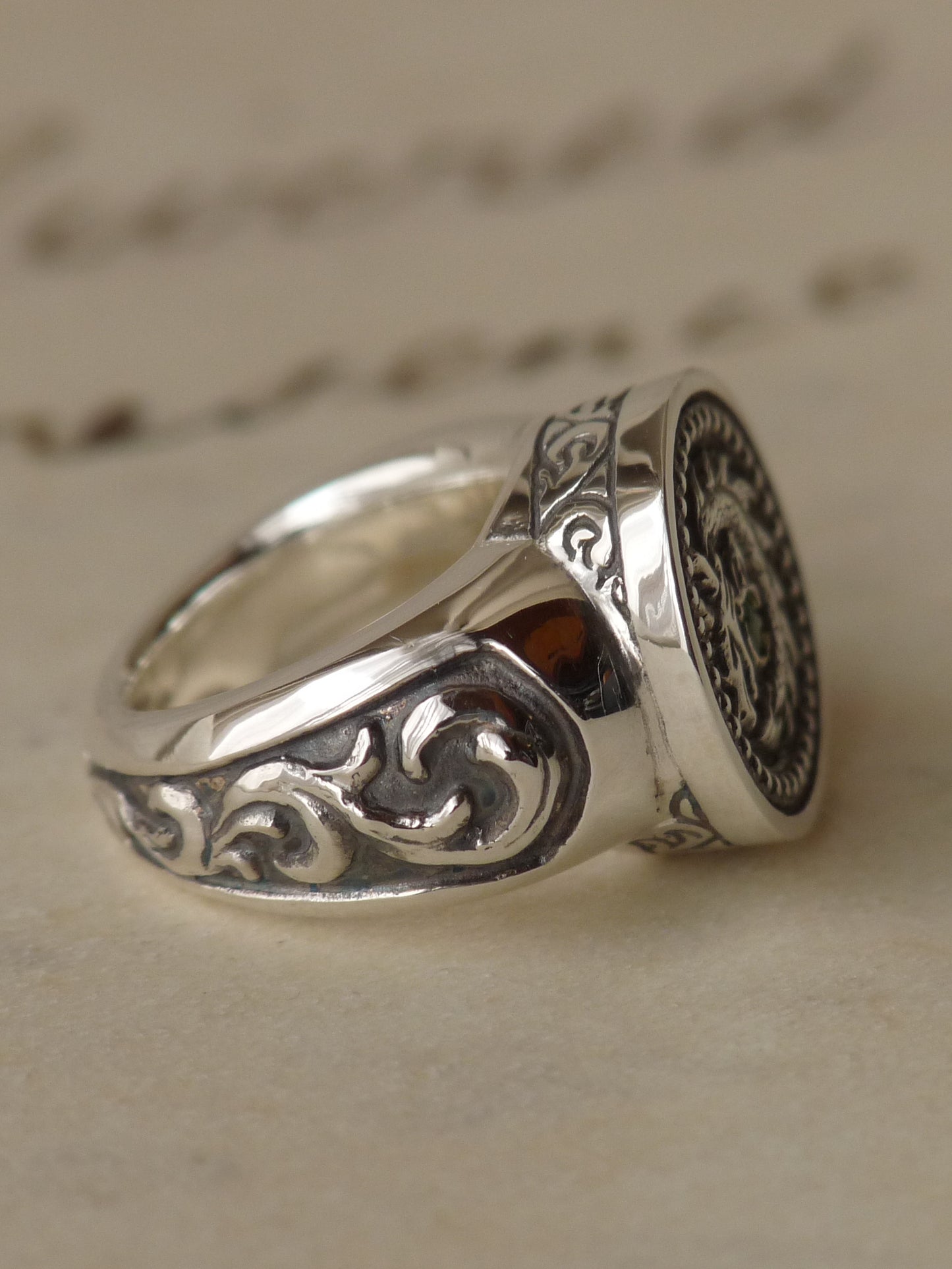 QFO020 Dragon Baby Ring