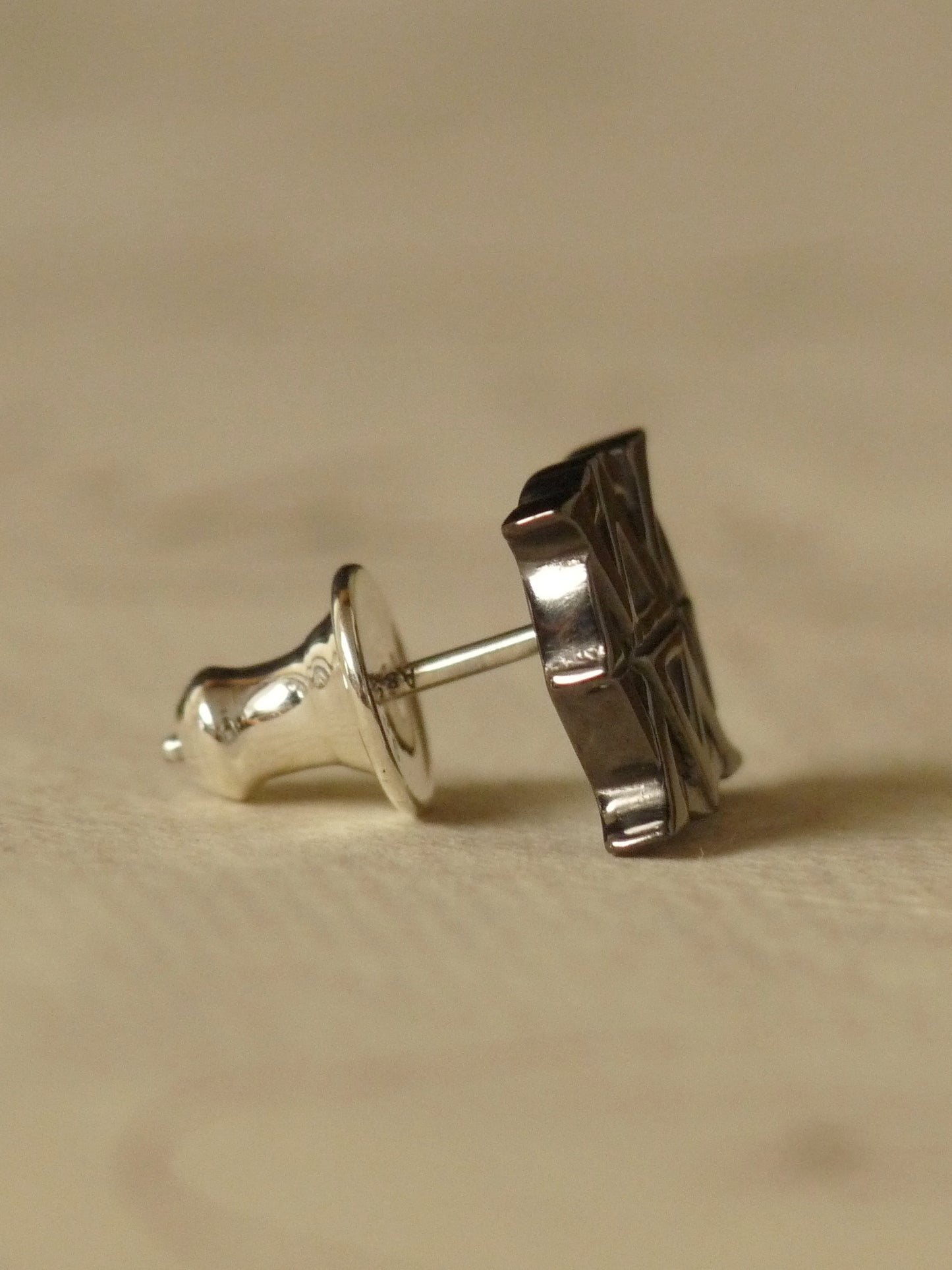 QFO053 OXA Pierce