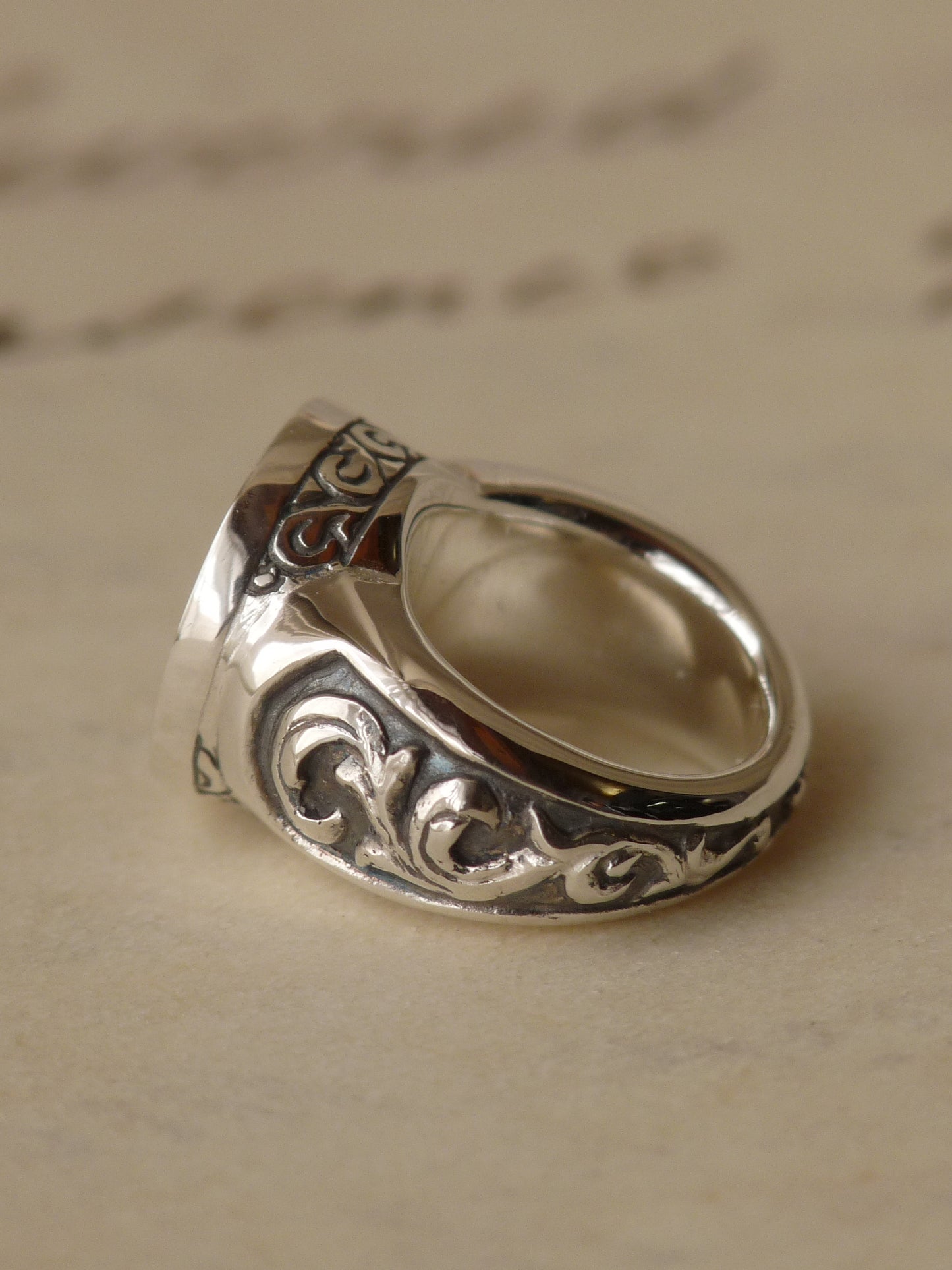 QFO020 Dragon Baby Ring