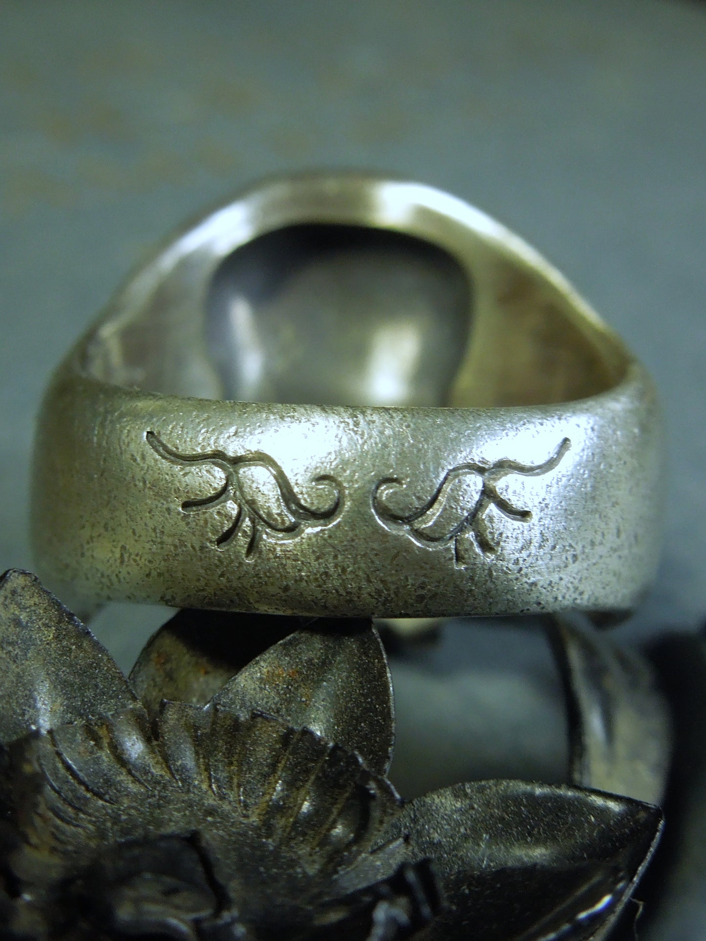 QSO174 Vanitas Ring Custom 3
