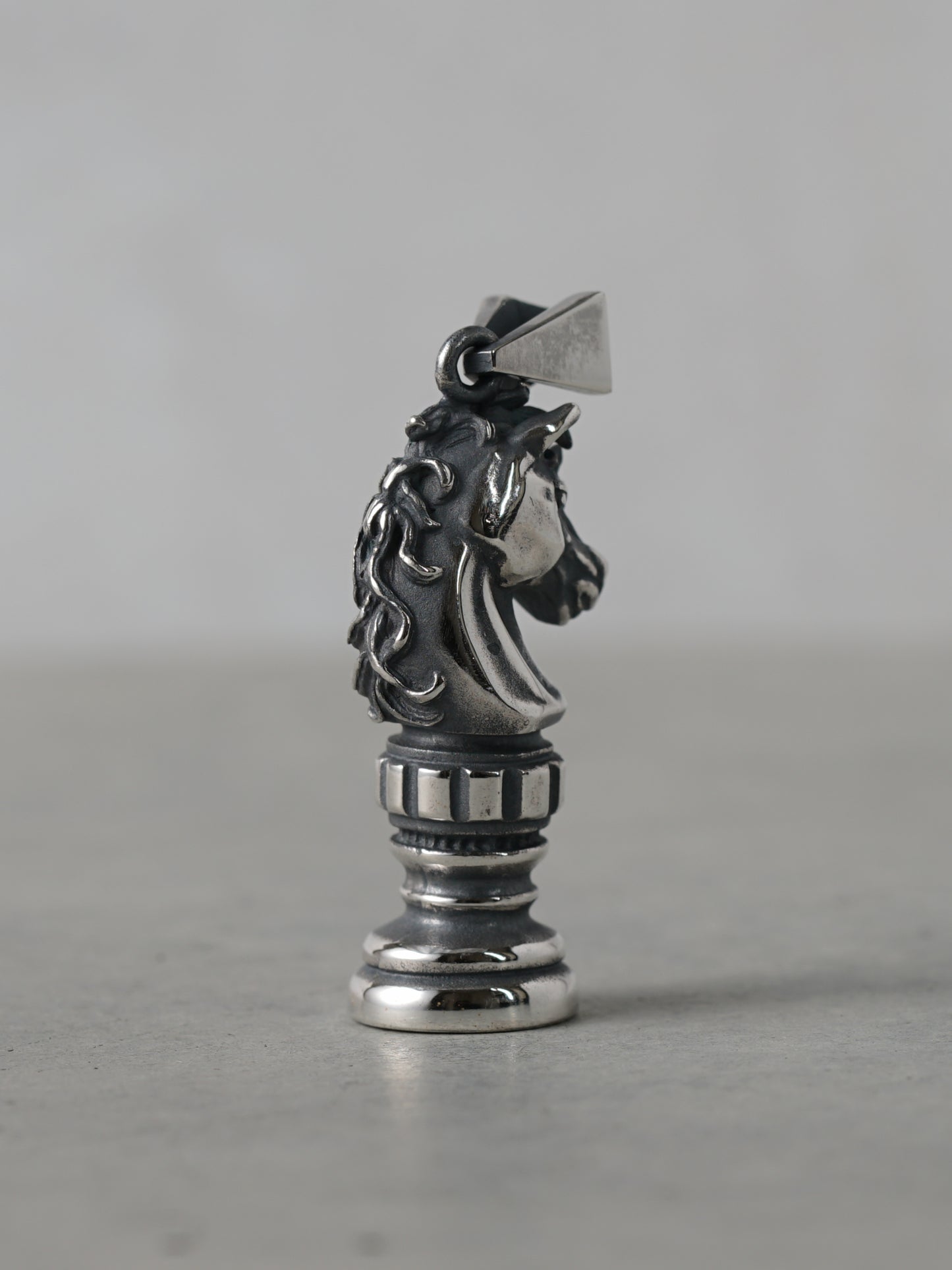 QN11P Cavalier Pendant Polish ver.