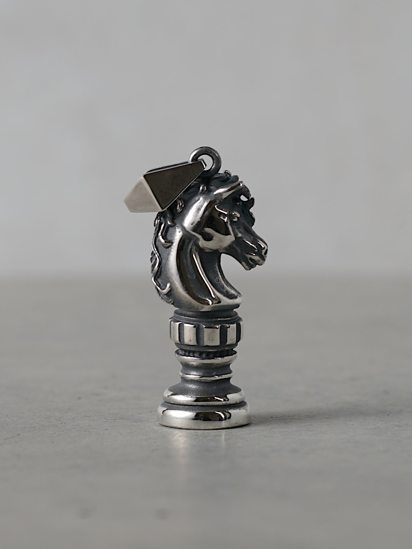 QN11P Cavalier Pendant Polish ver.