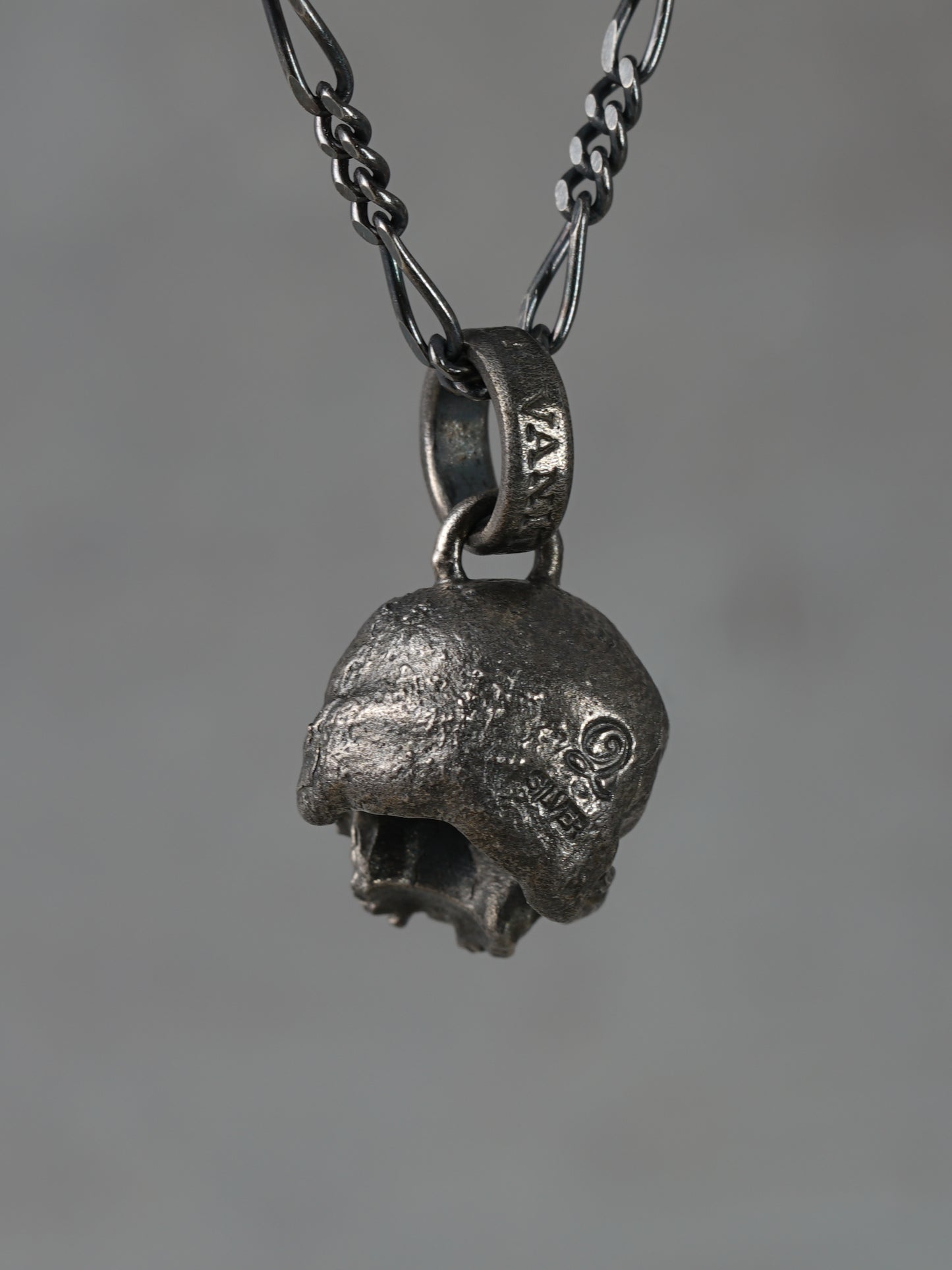 QN24A Vanitas Pendant Antique ver.