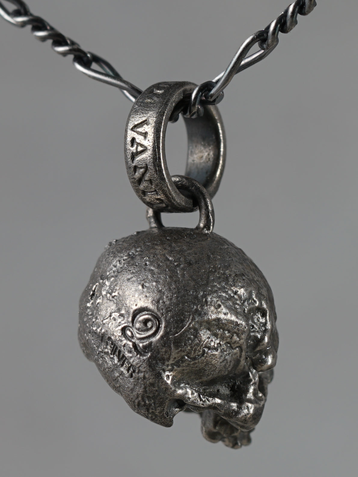 QN24A Vanitas Pendant Antique ver.