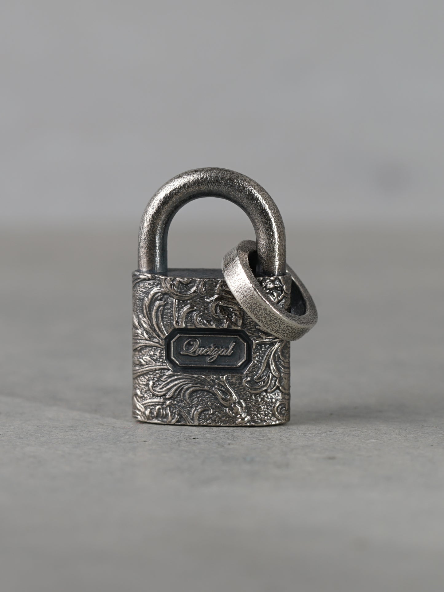 QN39A Padlock Pendant Antique ver.