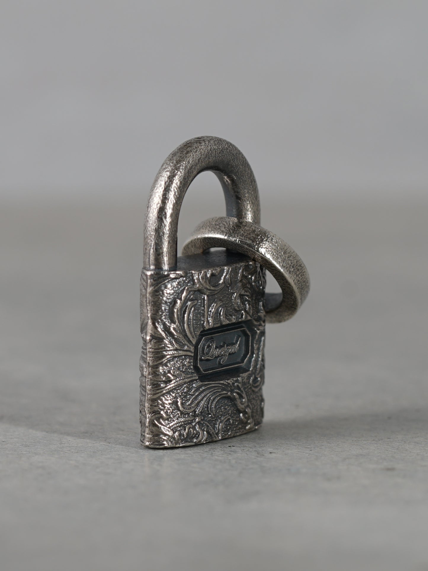 QN39A Padlock Pendant Antique ver.