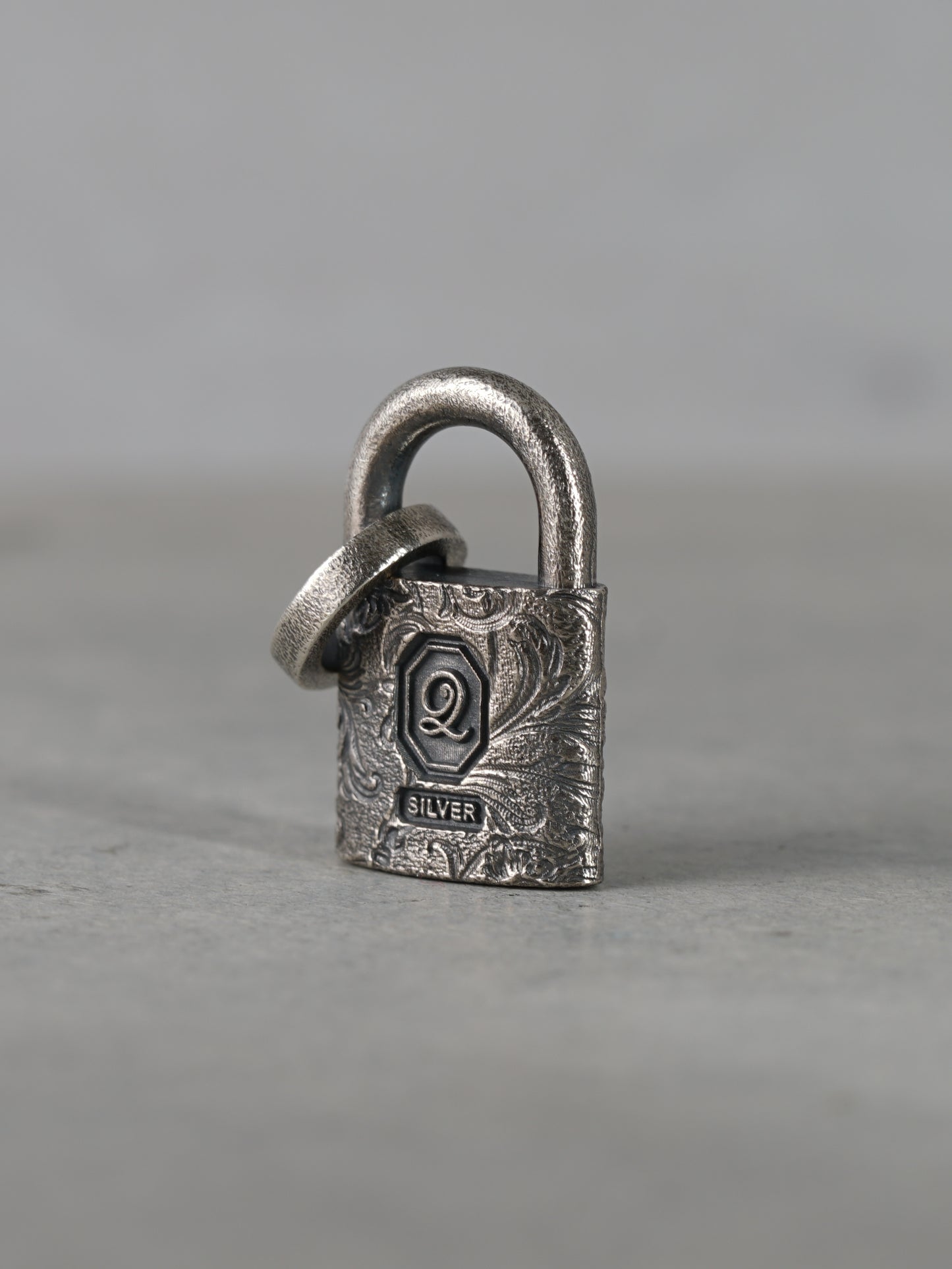 QN39A Padlock Pendant Antique ver.