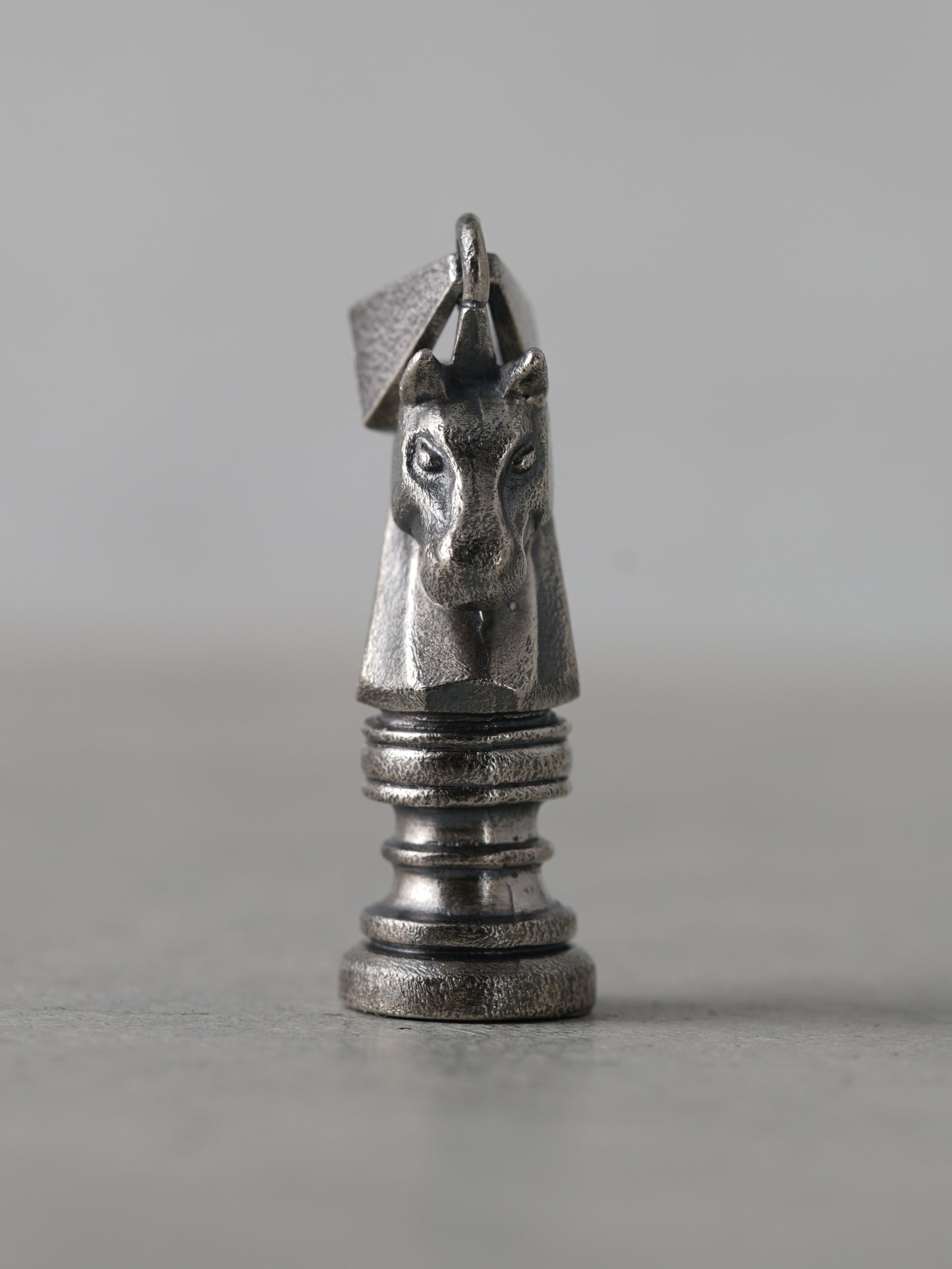 QN21A Small Cavalier Pendant Antique ver.