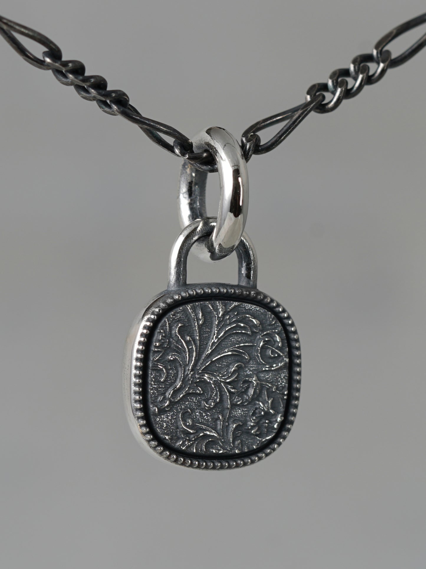 QN40P Square Pendant Polish ver.