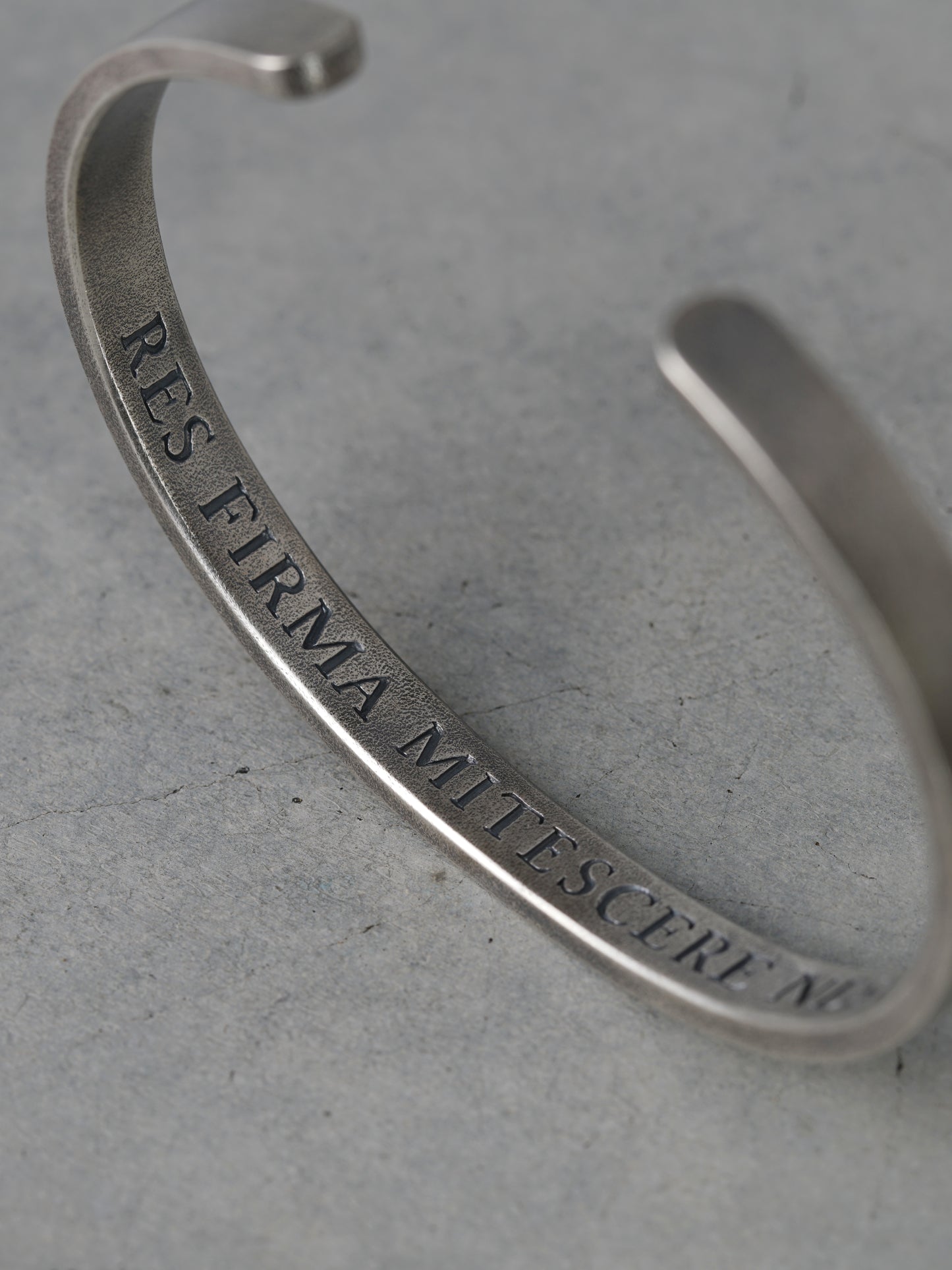 QB05A Flat Bangle Antique ver.