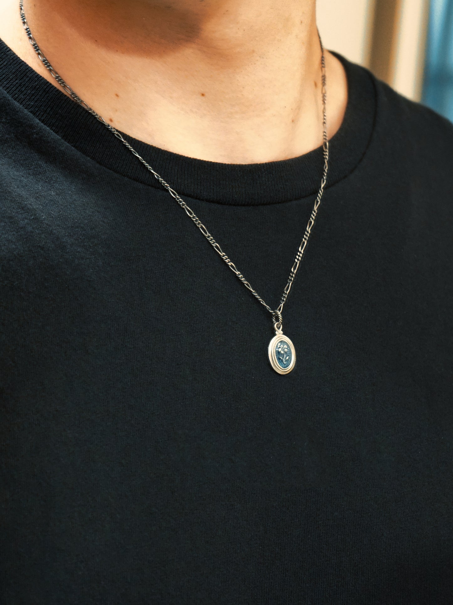 QN27A Lily Oval Pendant Antique ver.