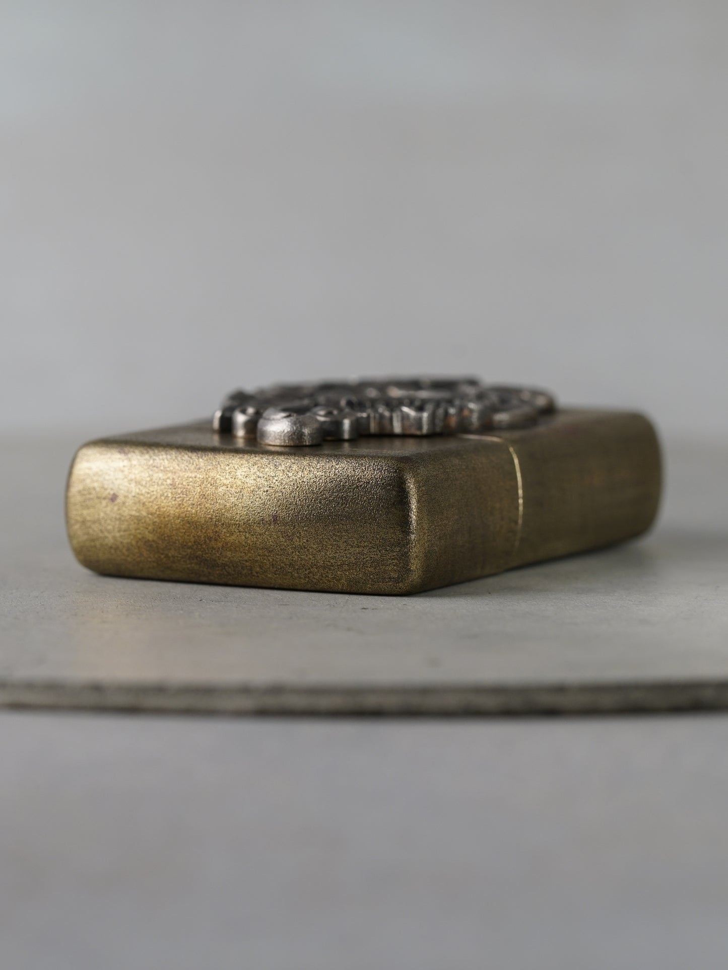 QO04 Rococo Zippo
