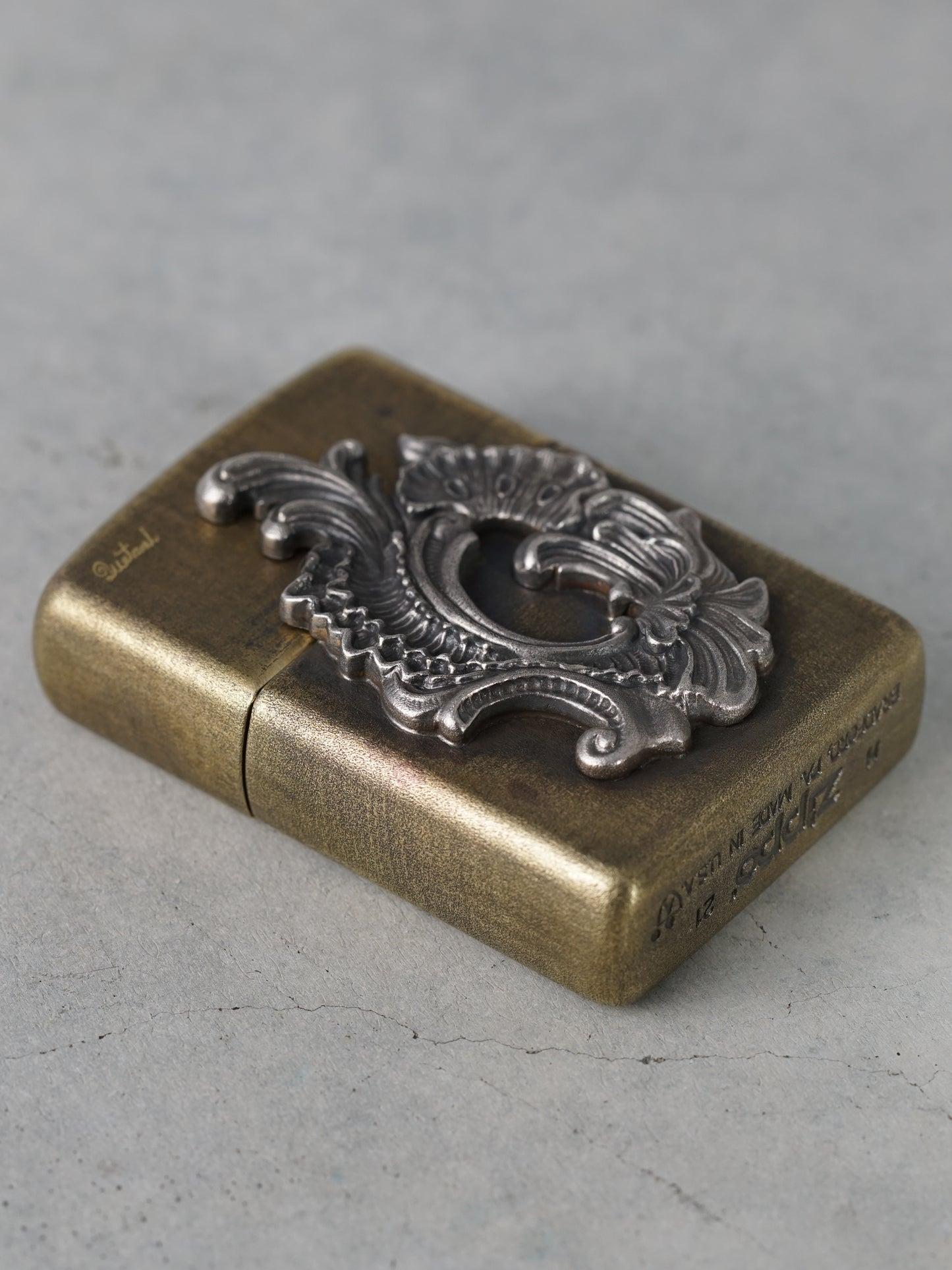 QO04 Rococo Zippo