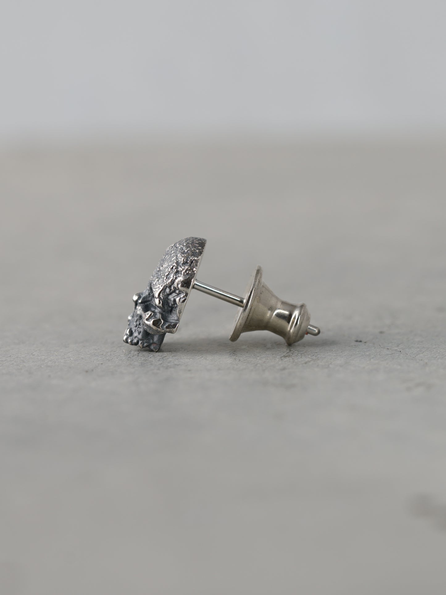 QP02P Vanitas Pierce Polish ver.