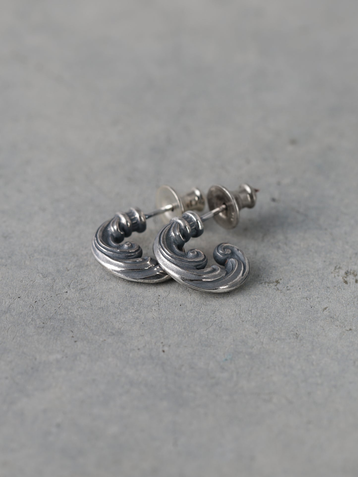 QP01P Scroll Pierce Polish ver.