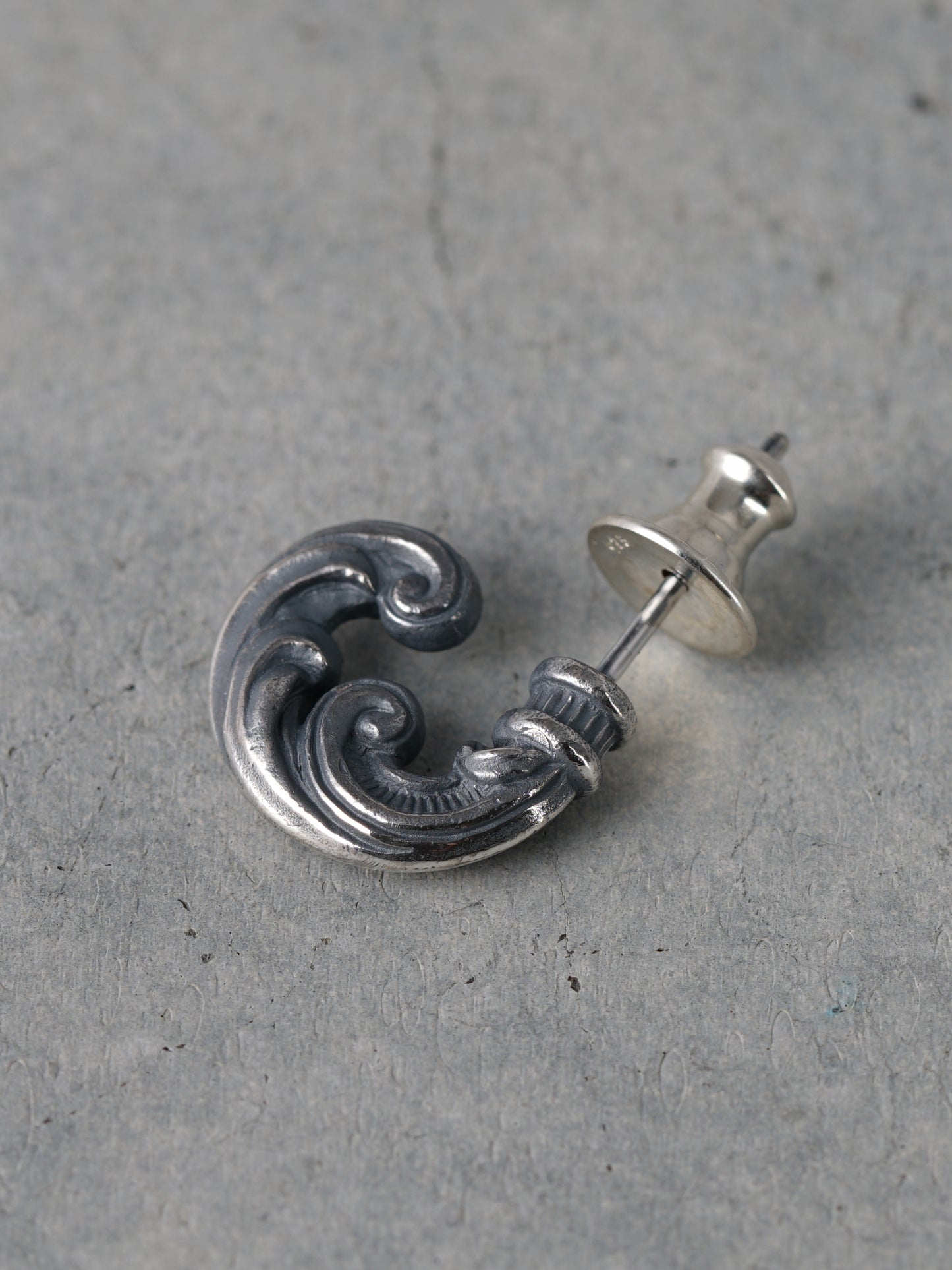QP01P Scroll Pierce Polish ver.