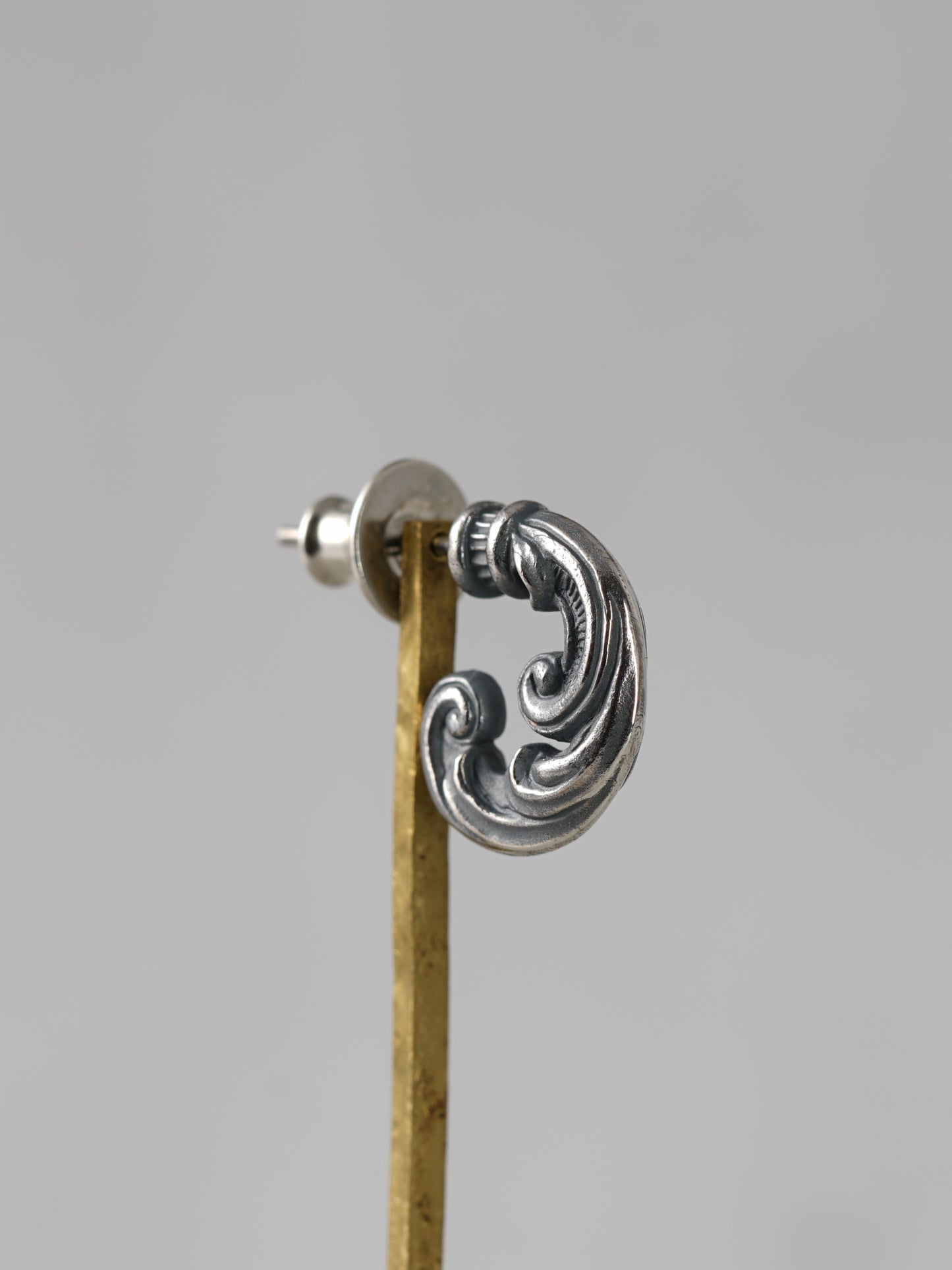 QP01P Scroll Pierce Polish ver.