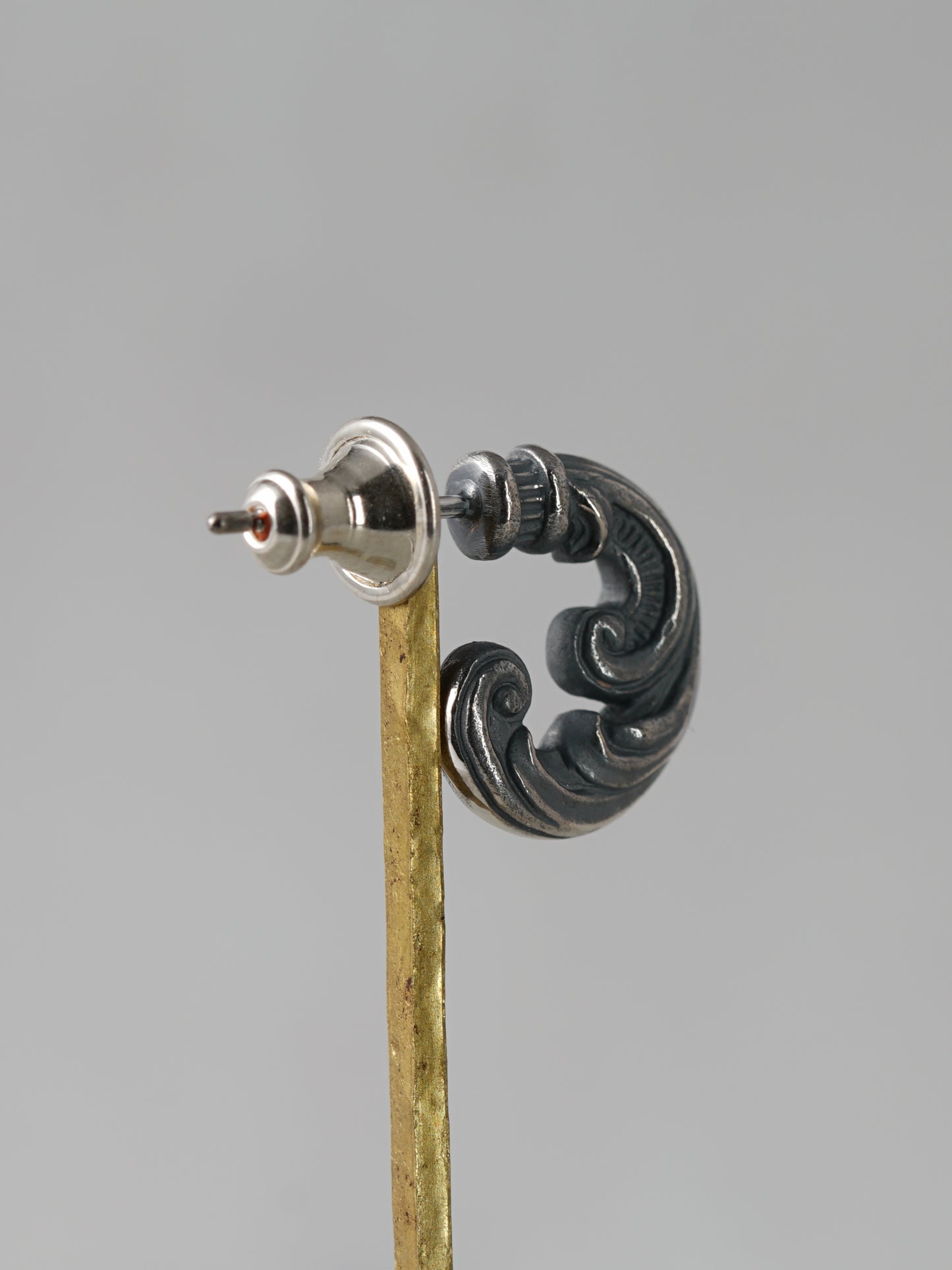 QP01P Scroll Pierce Polish ver.