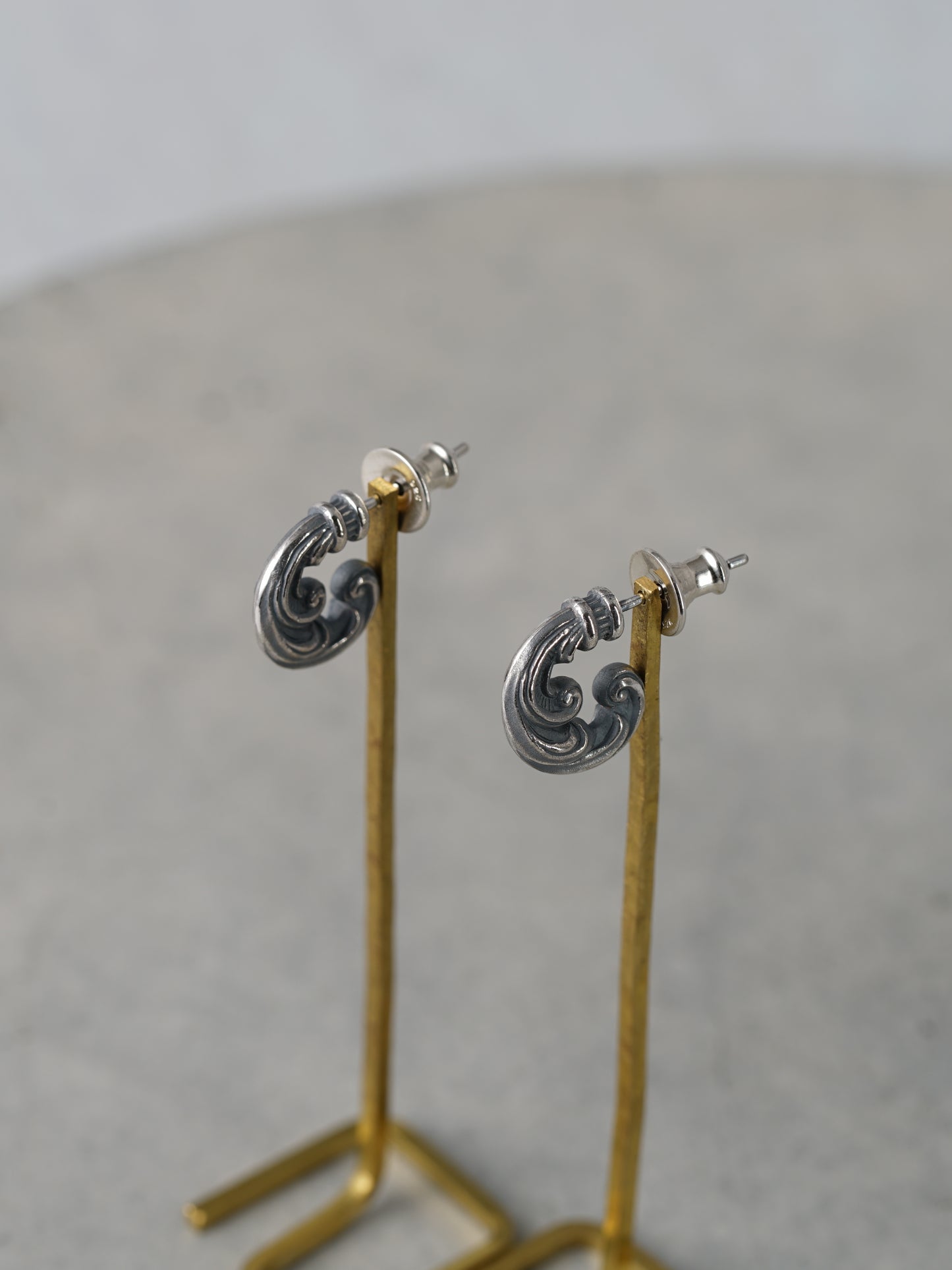 QP01P Scroll Pierce Polish ver.