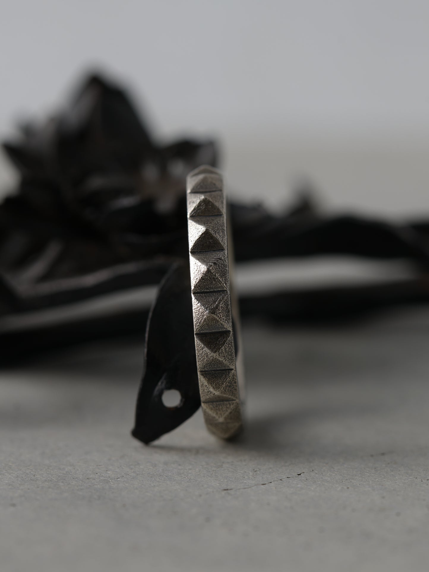 QR12A Studs Ring Antique ver.