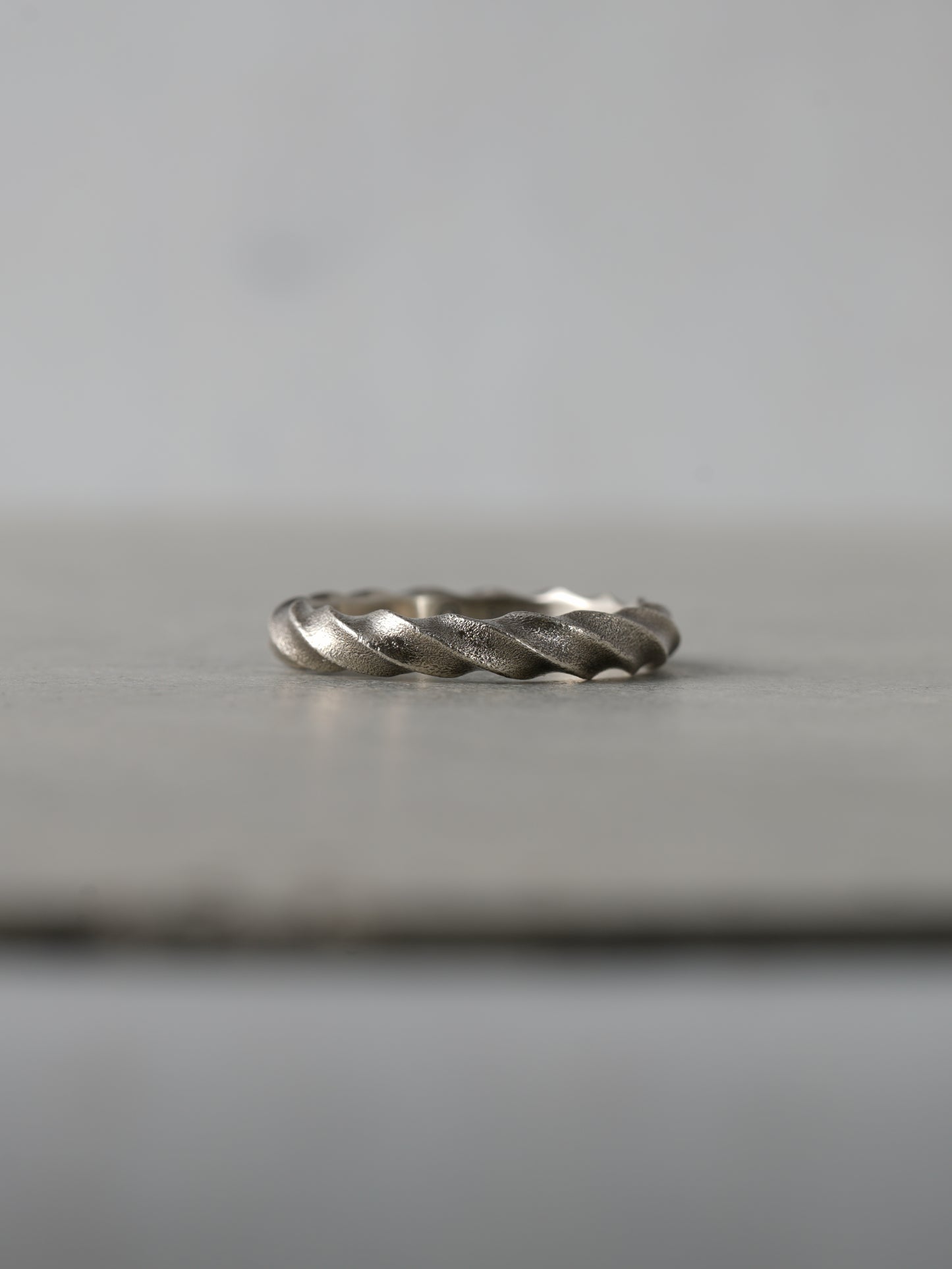 QR11A Twist Ring Antique ver.