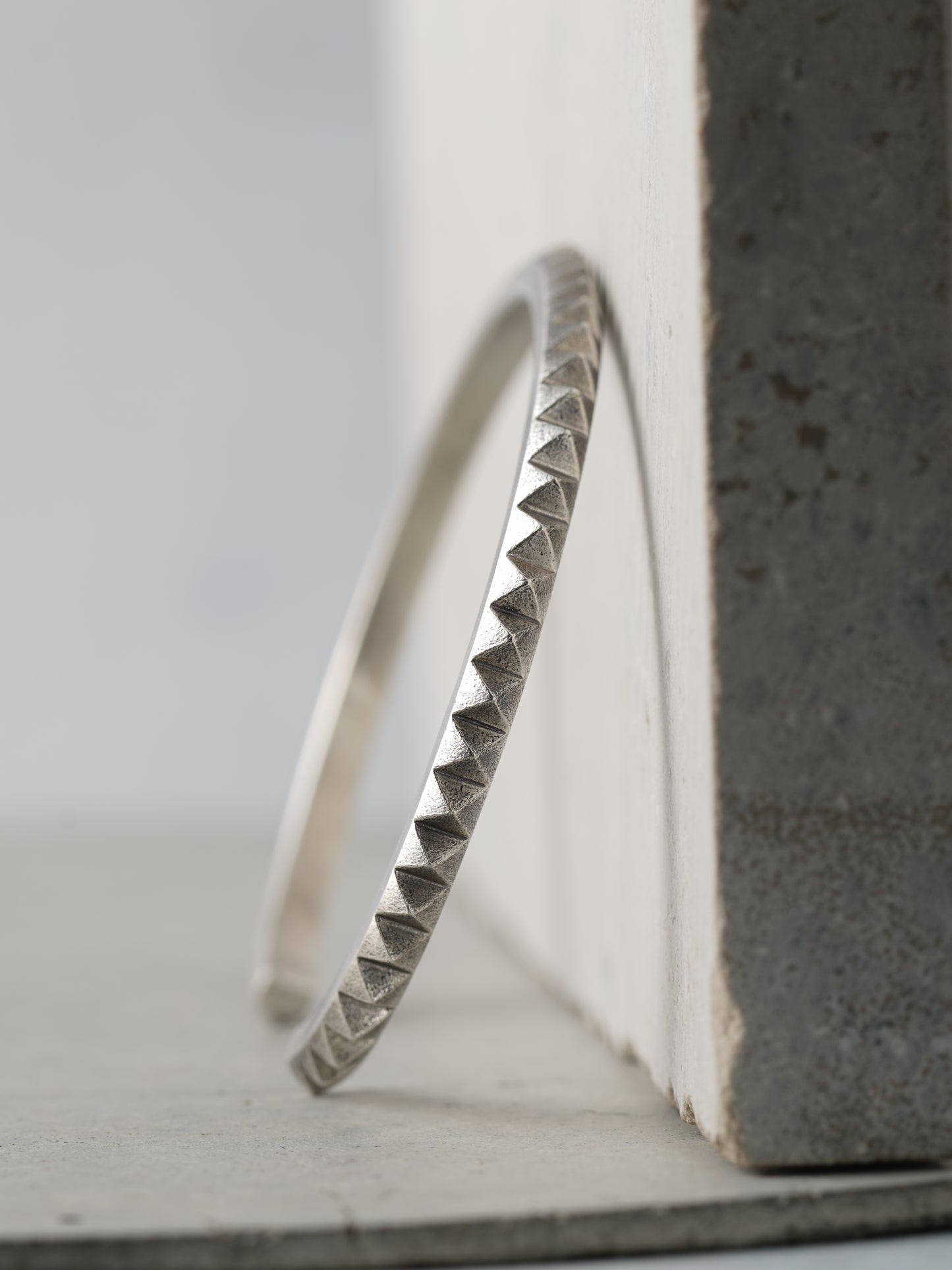 QB09A Studs Bangle Antique ver.