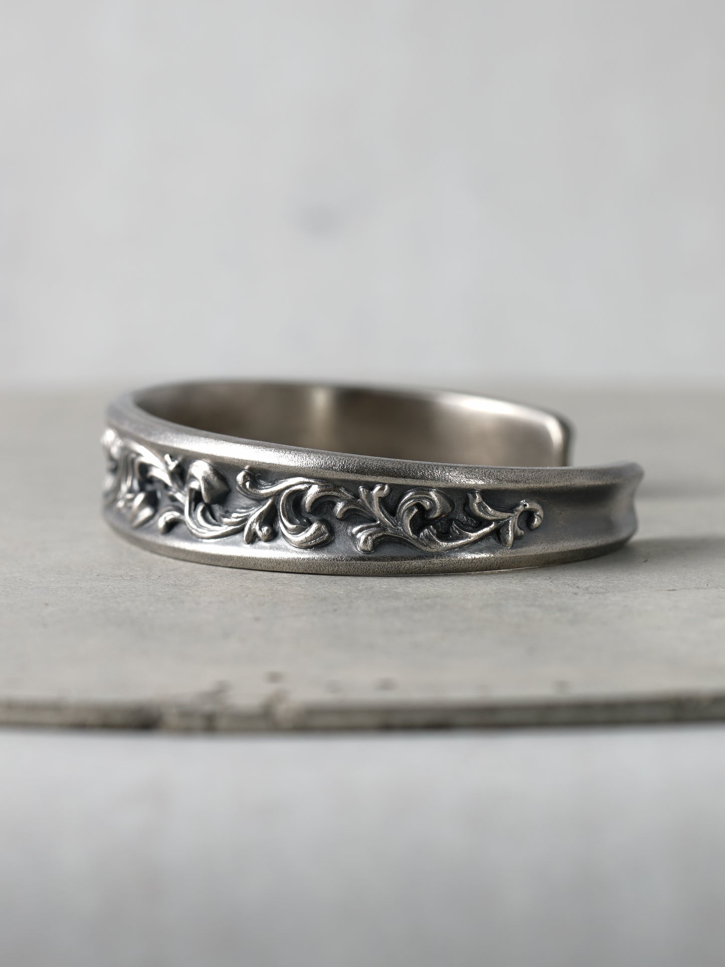 QB08A Blasen Bangle Antique ver.