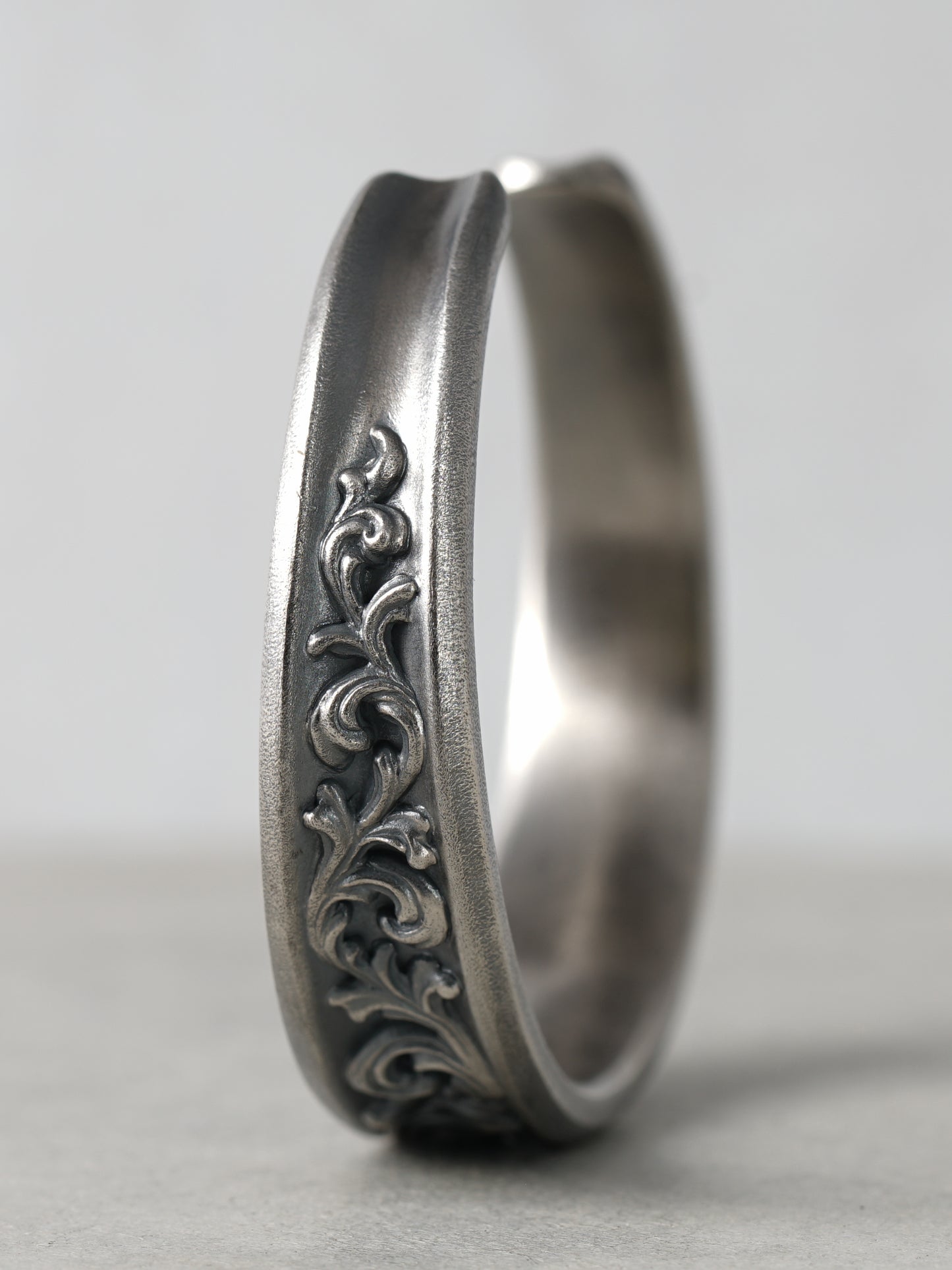 QB08A Blasen Bangle Antique ver.