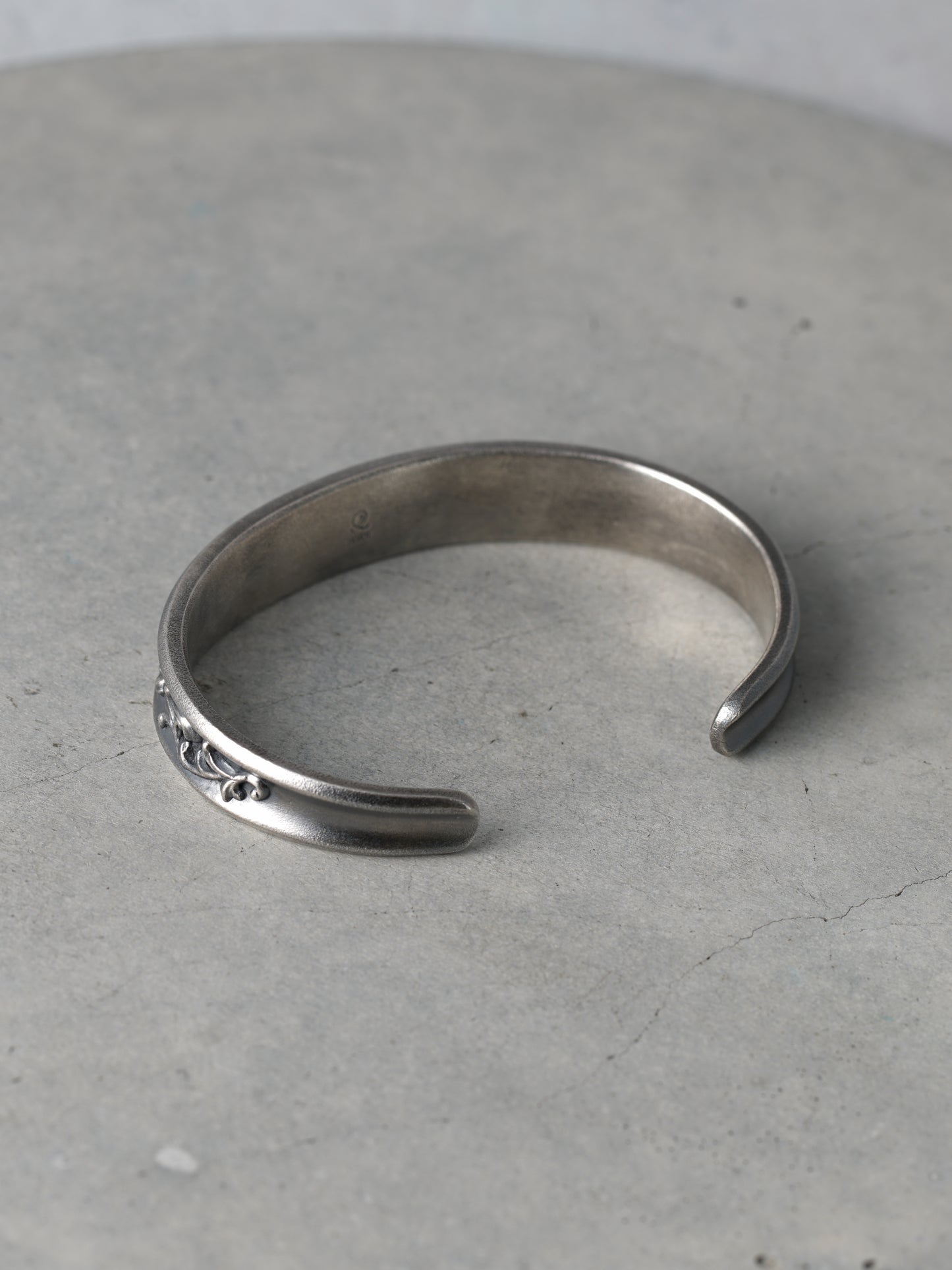 QB08A Blasen Bangle Antique ver.