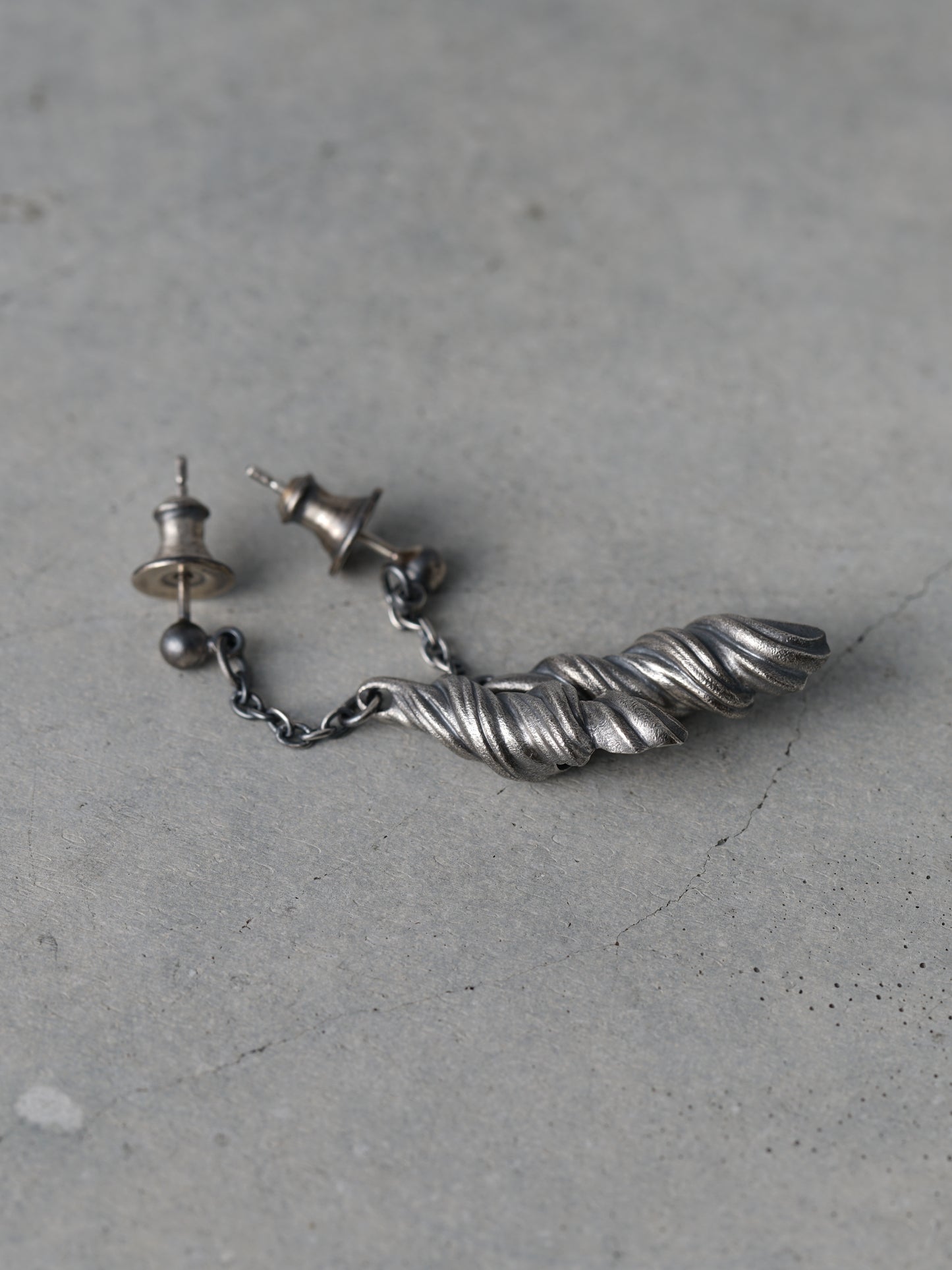 QP06A Curly Pierce Antique ver.